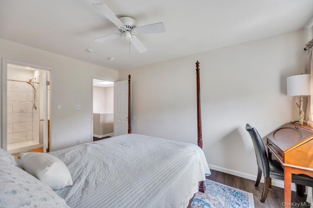 194 Gothic Circle Property Photo 18