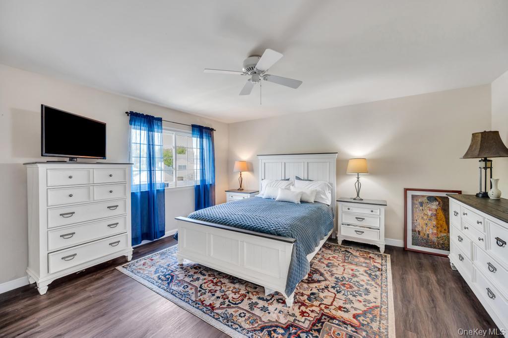 194 Gothic Circle Property Photo 20