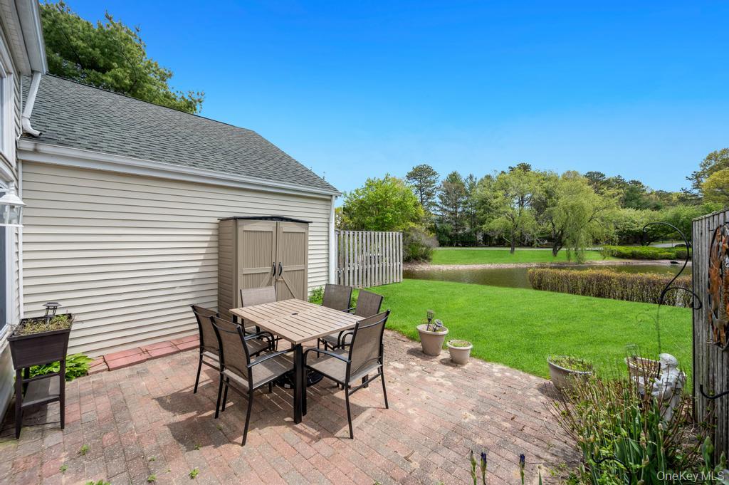 194 Gothic Circle Property Photo 24