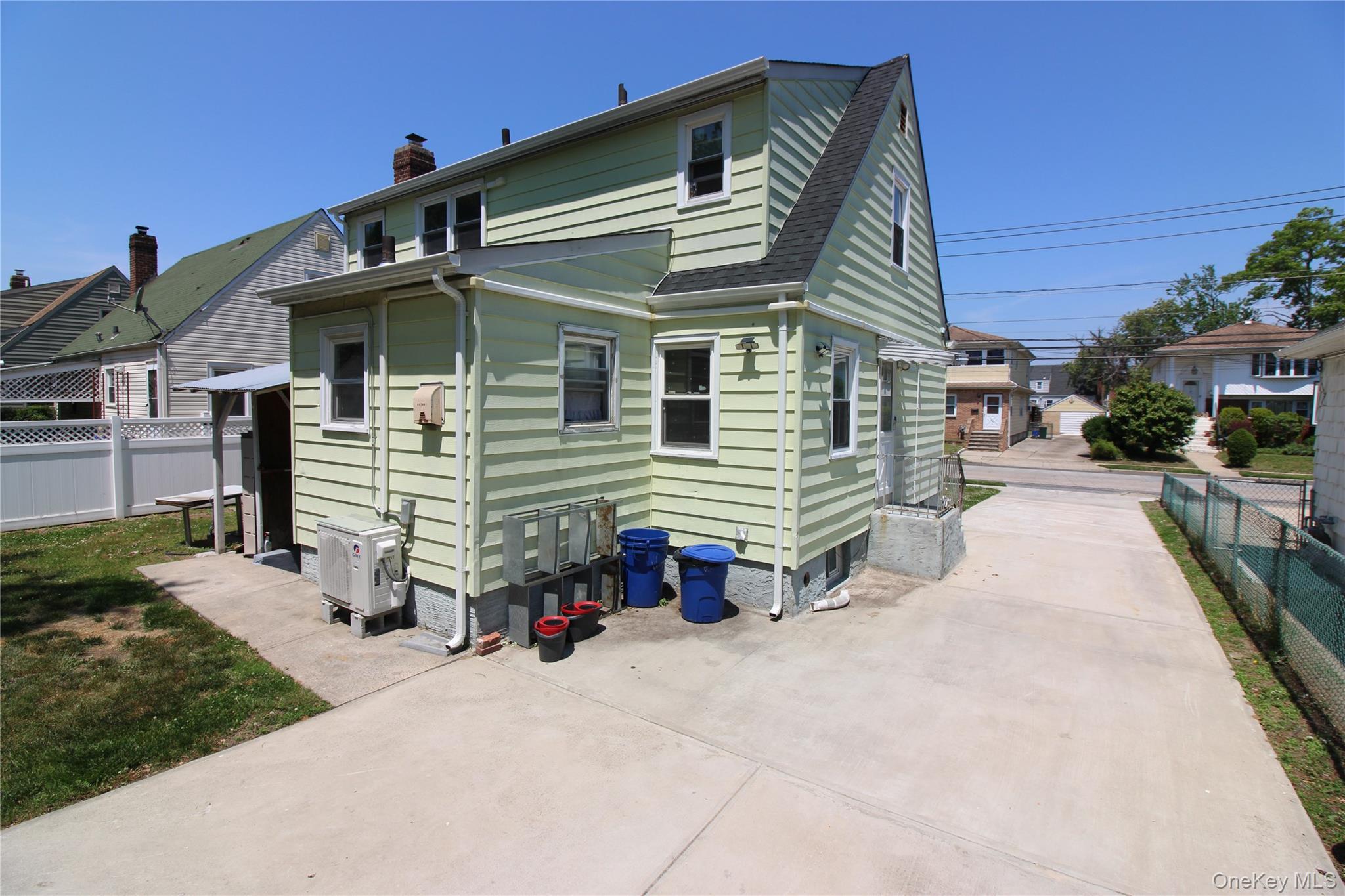 96 Fir Street Property Photo 14