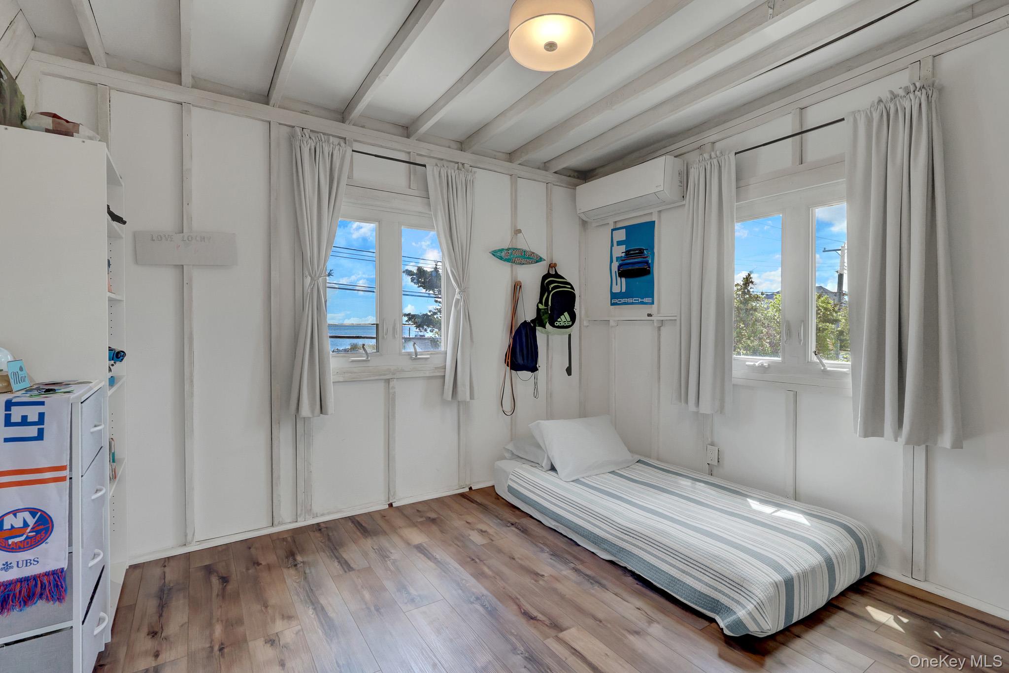 6 Oak Beach Road Property Photo 10