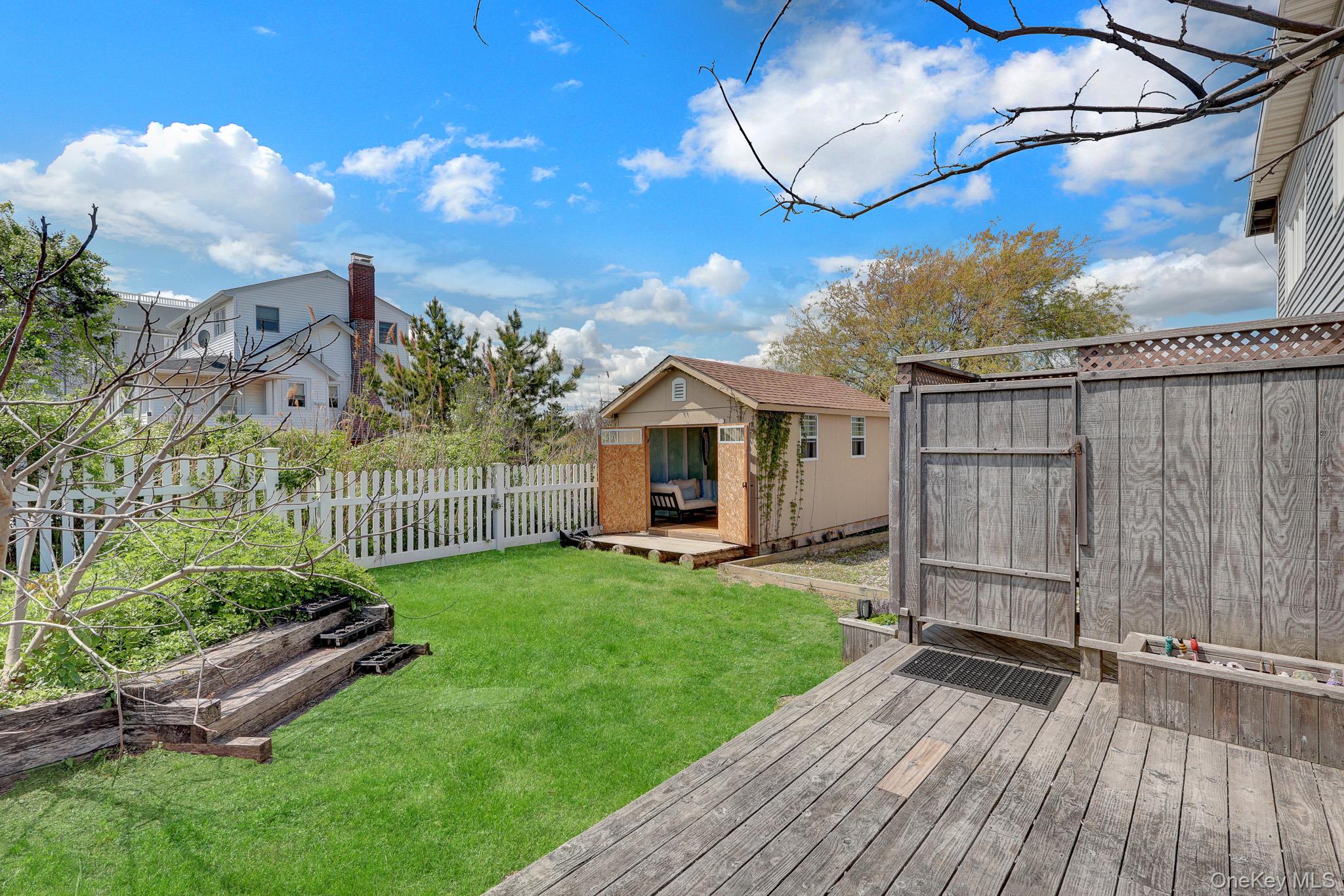 6 Oak Beach Road Property Photo 17