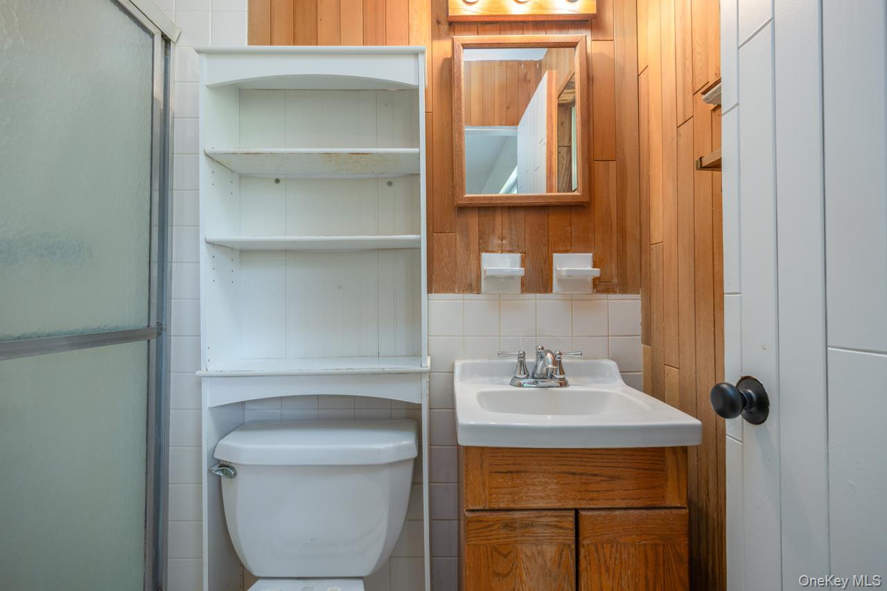 12 Dale Road Property Photo 16