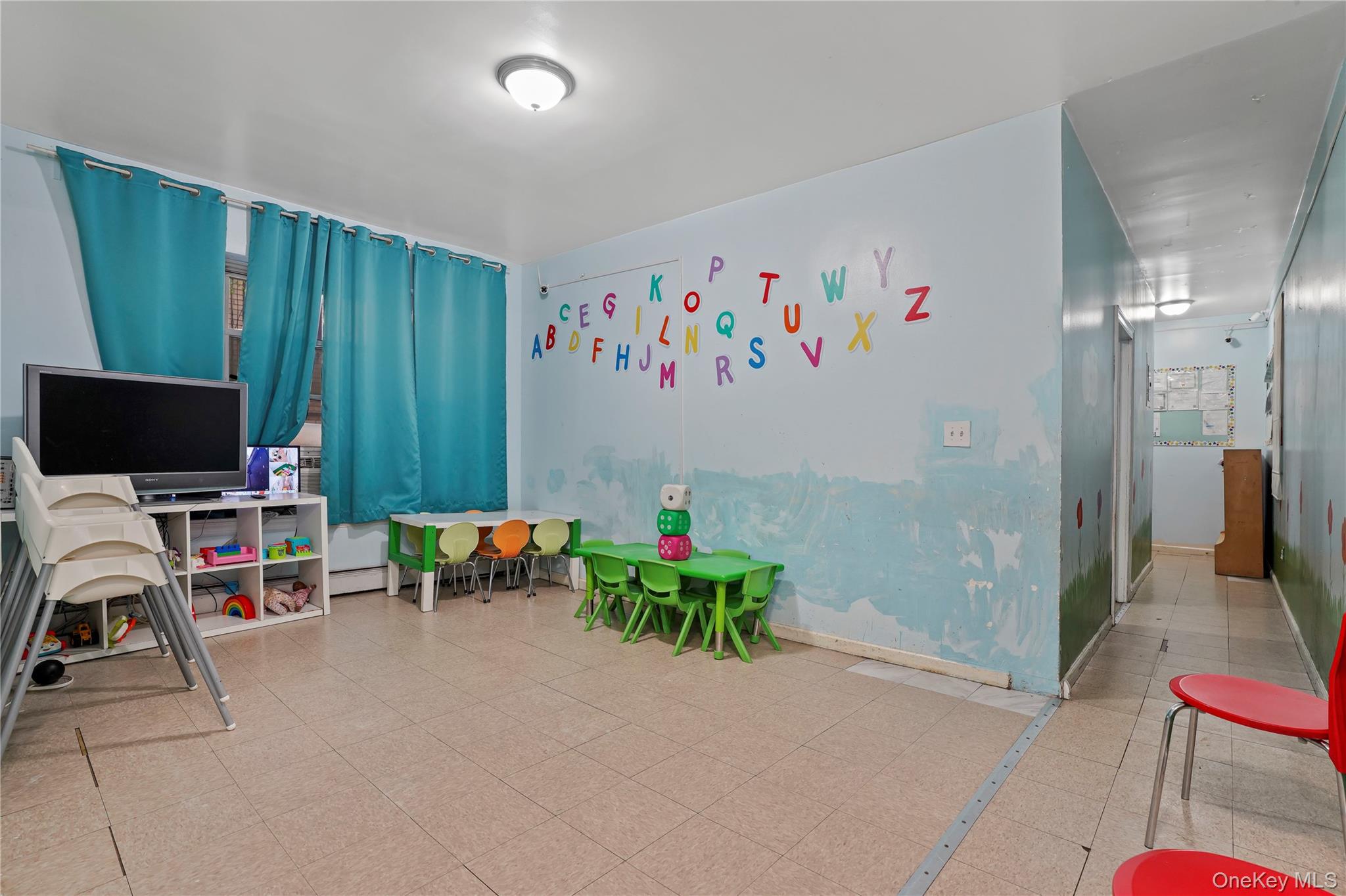309 Bedford Park Boulevard Property Photo 11