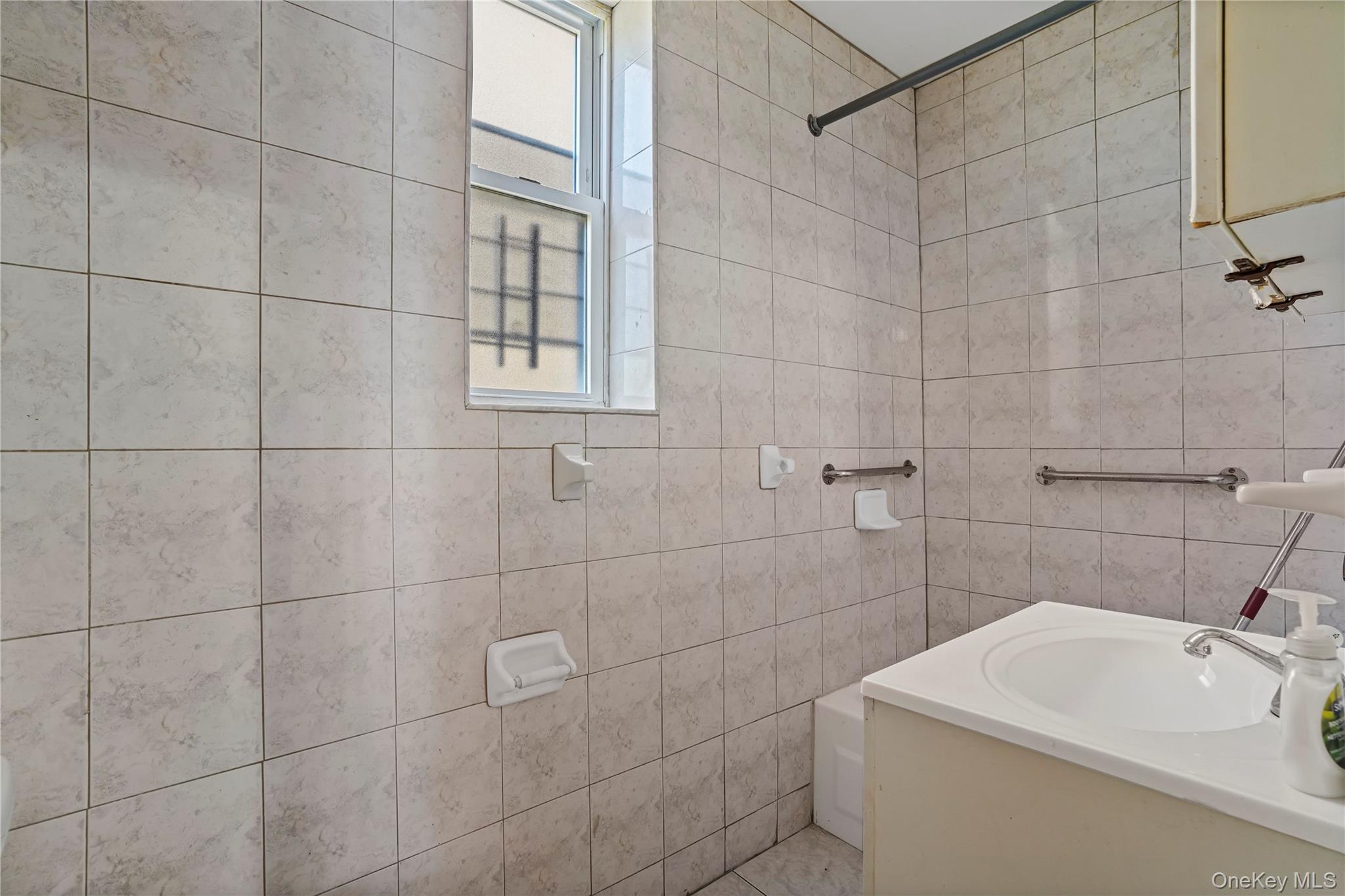 309 Bedford Park Boulevard Property Photo 16