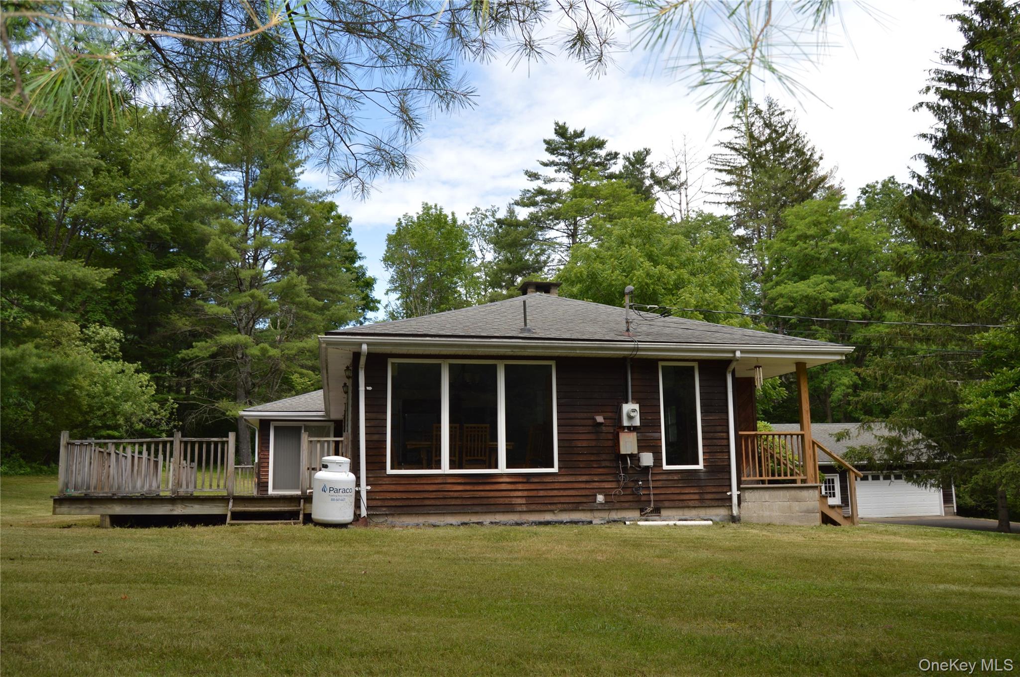 4 Willa Lane Property Photo 14