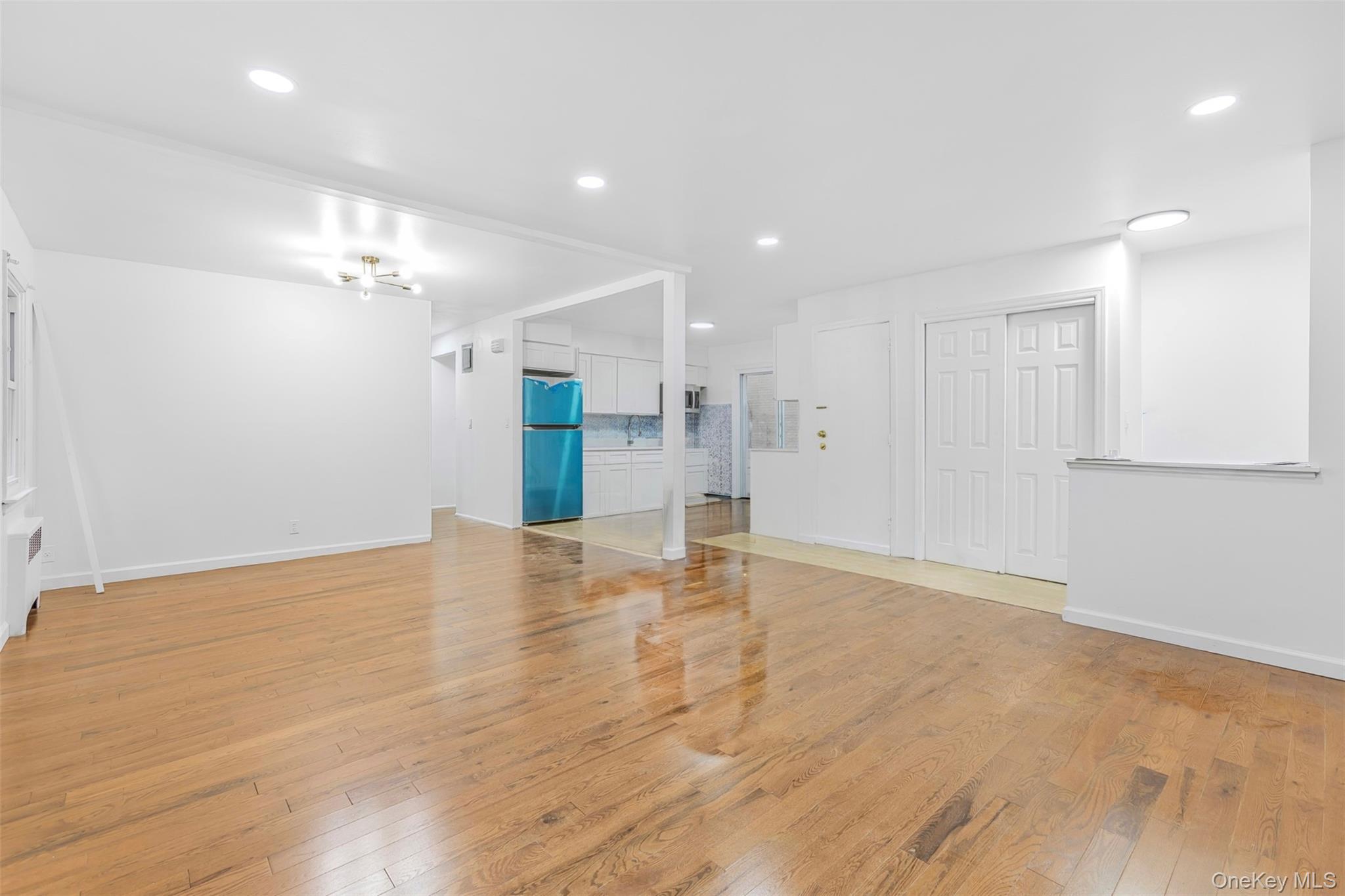 442 Beach 68th Street Property Photo 2