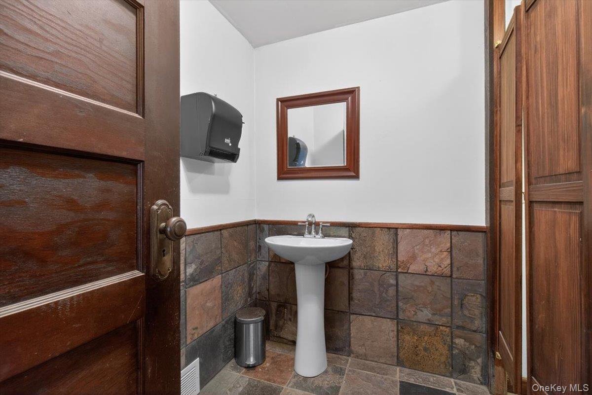7134 State Route 66 Property Photo 25