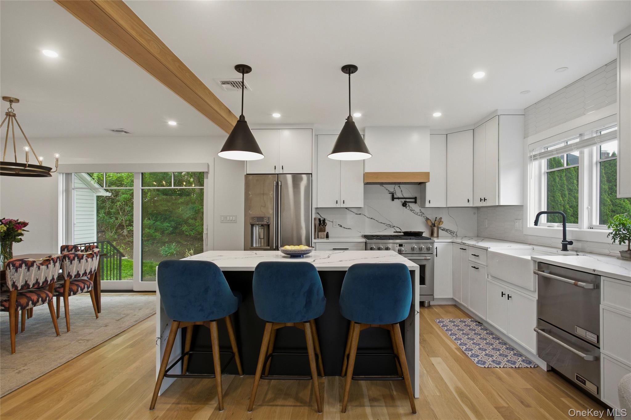 525 3rd Street Property Photo 3