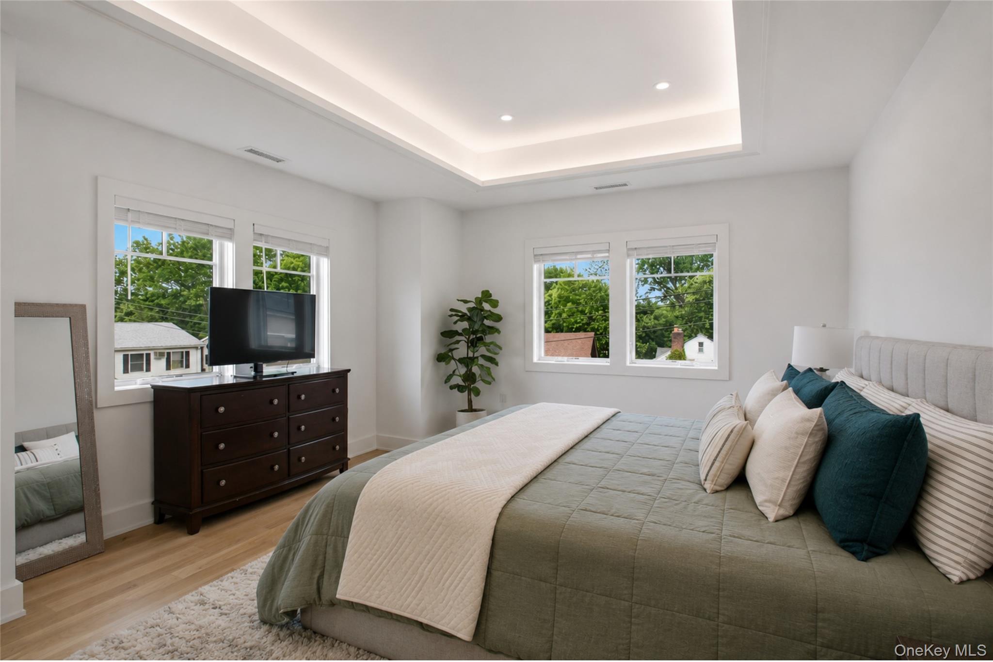 525 3rd Street Property Photo 10