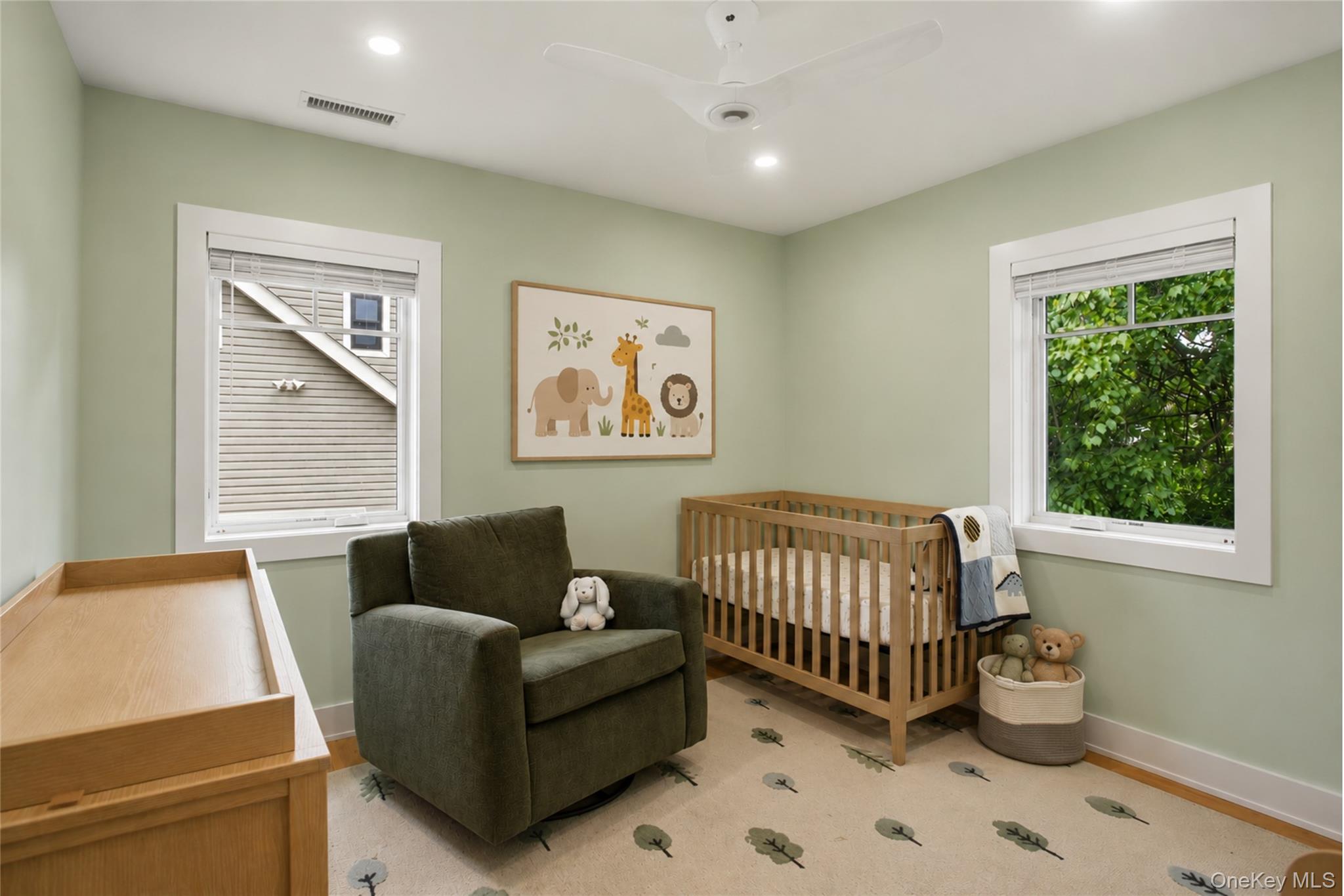 525 3rd Street Property Photo 14