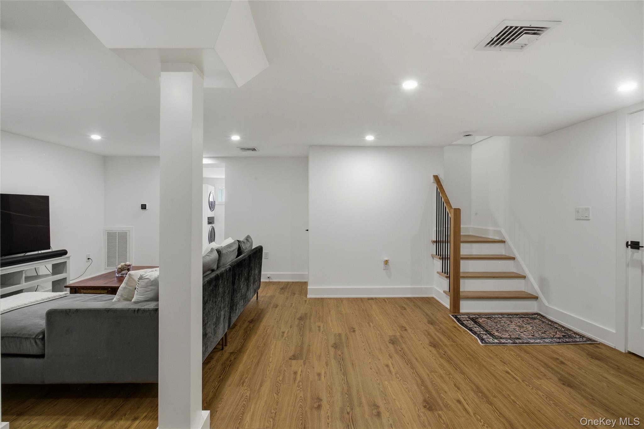 525 3rd Street Property Photo 19