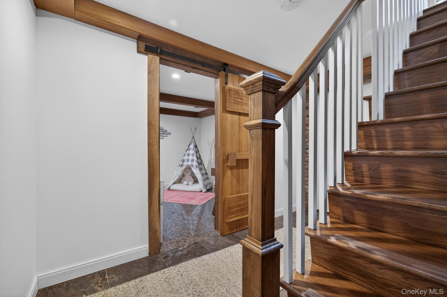 16 Warwick Place Property Photo 22