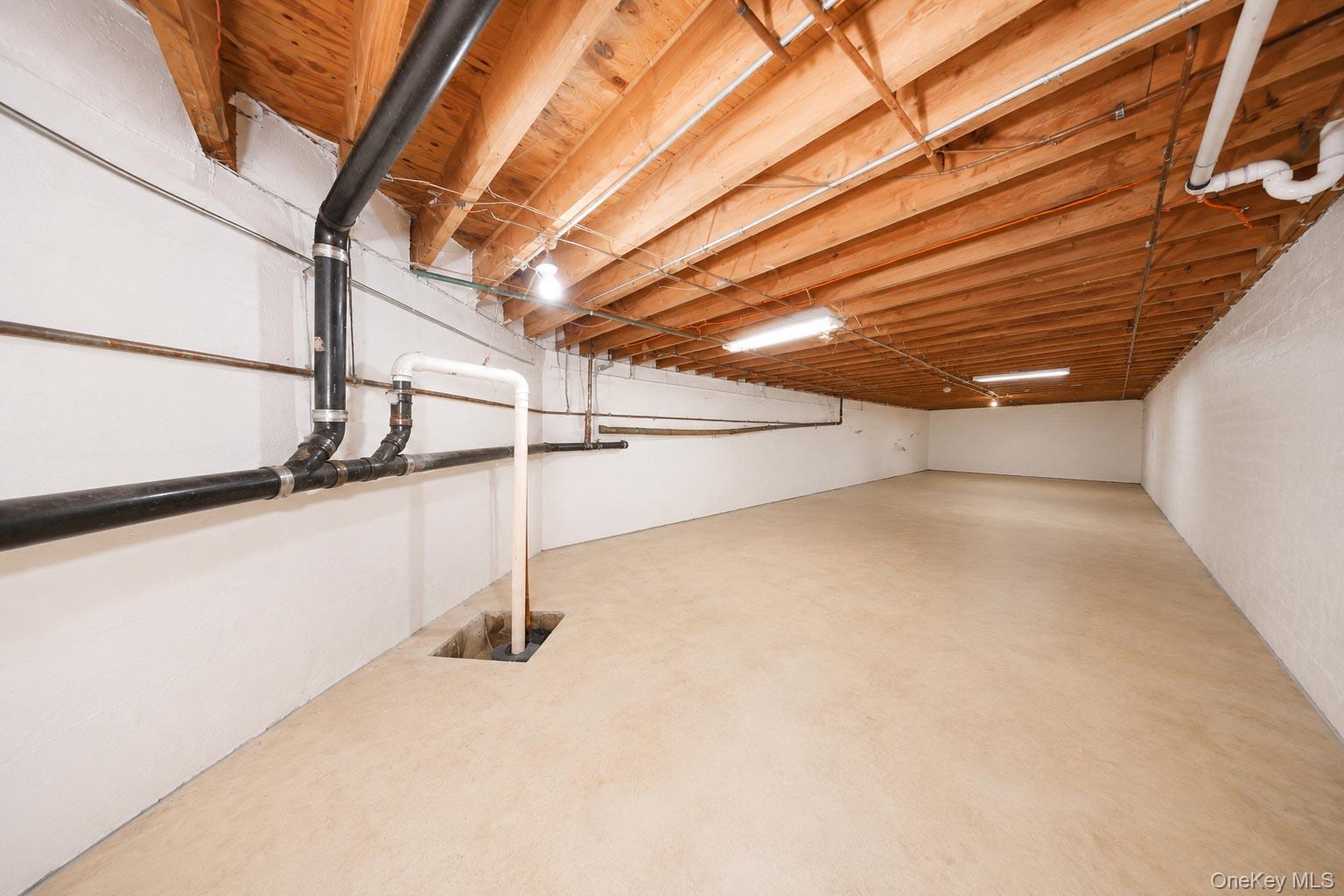 2430 Stillwell Avenue Property Photo 15