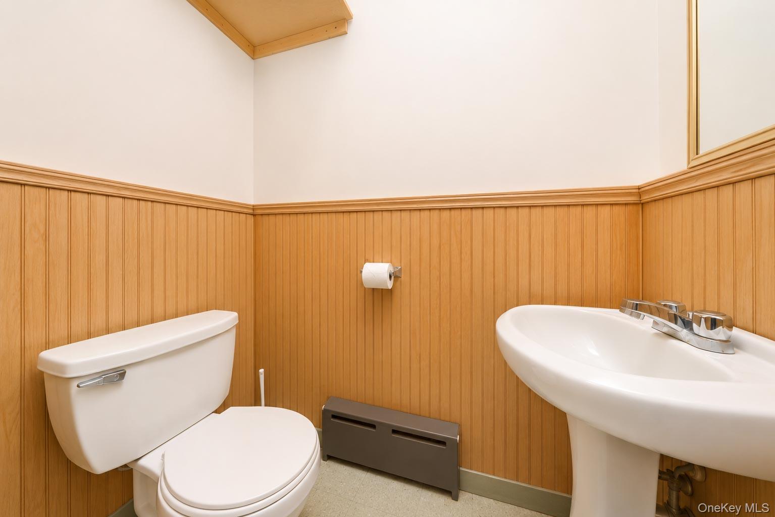 2430 Stillwell Avenue Property Photo 16