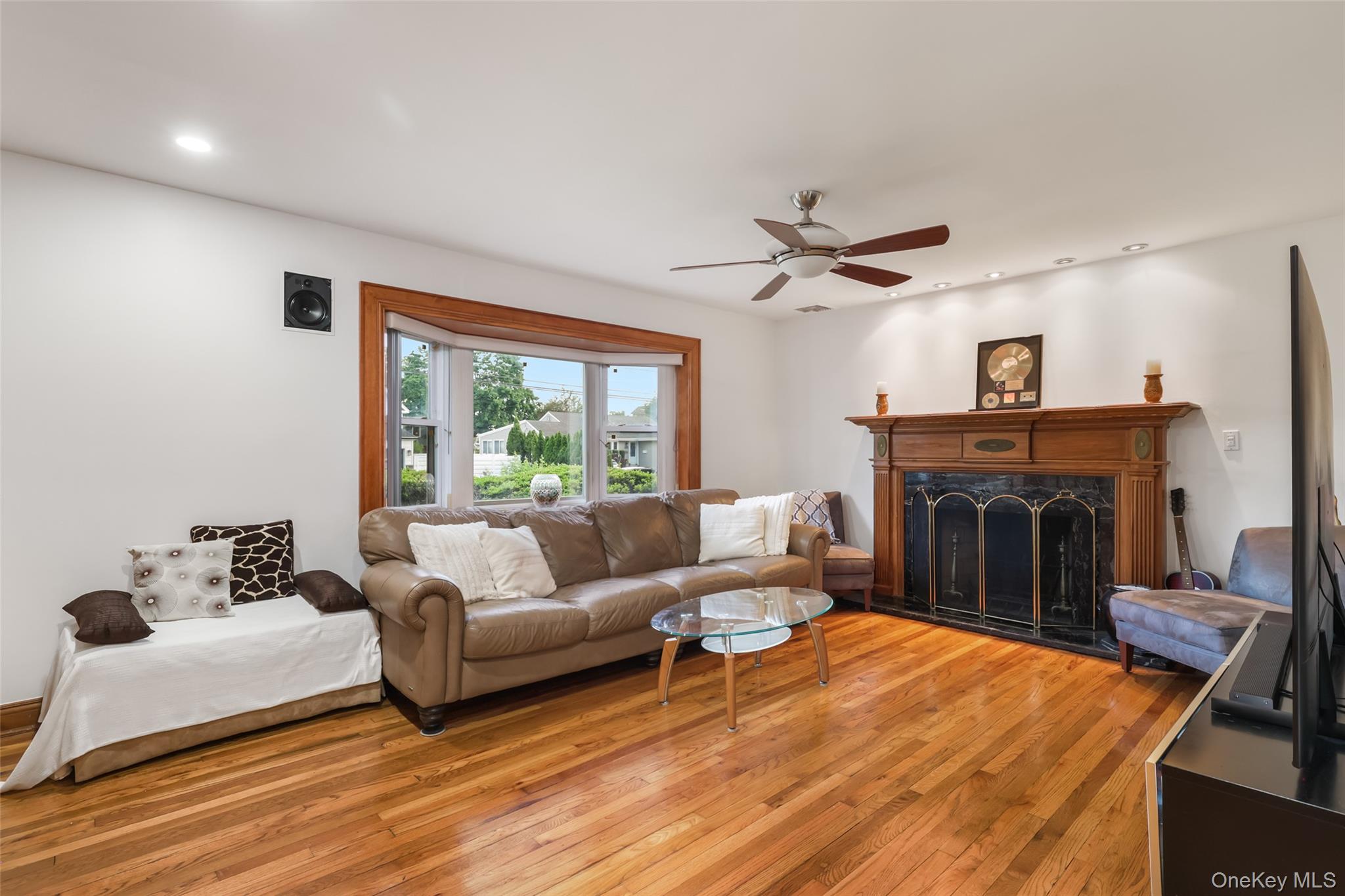187 Commonwealth Avenue Property Photo 7