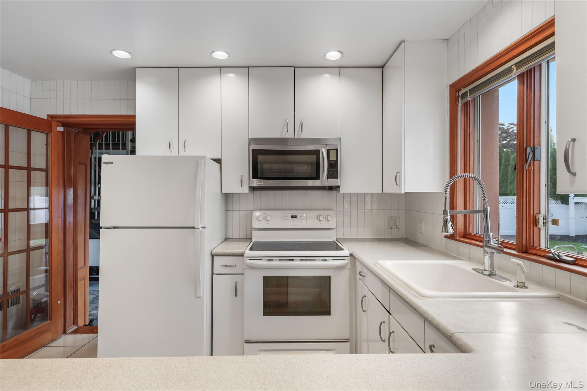 187 Commonwealth Avenue Property Photo 10