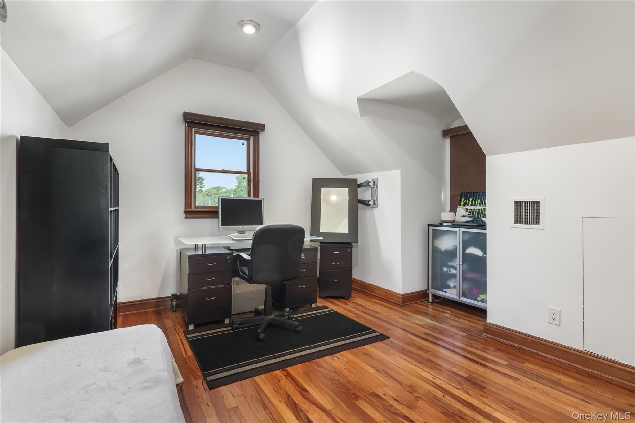 187 Commonwealth Avenue Property Photo 25
