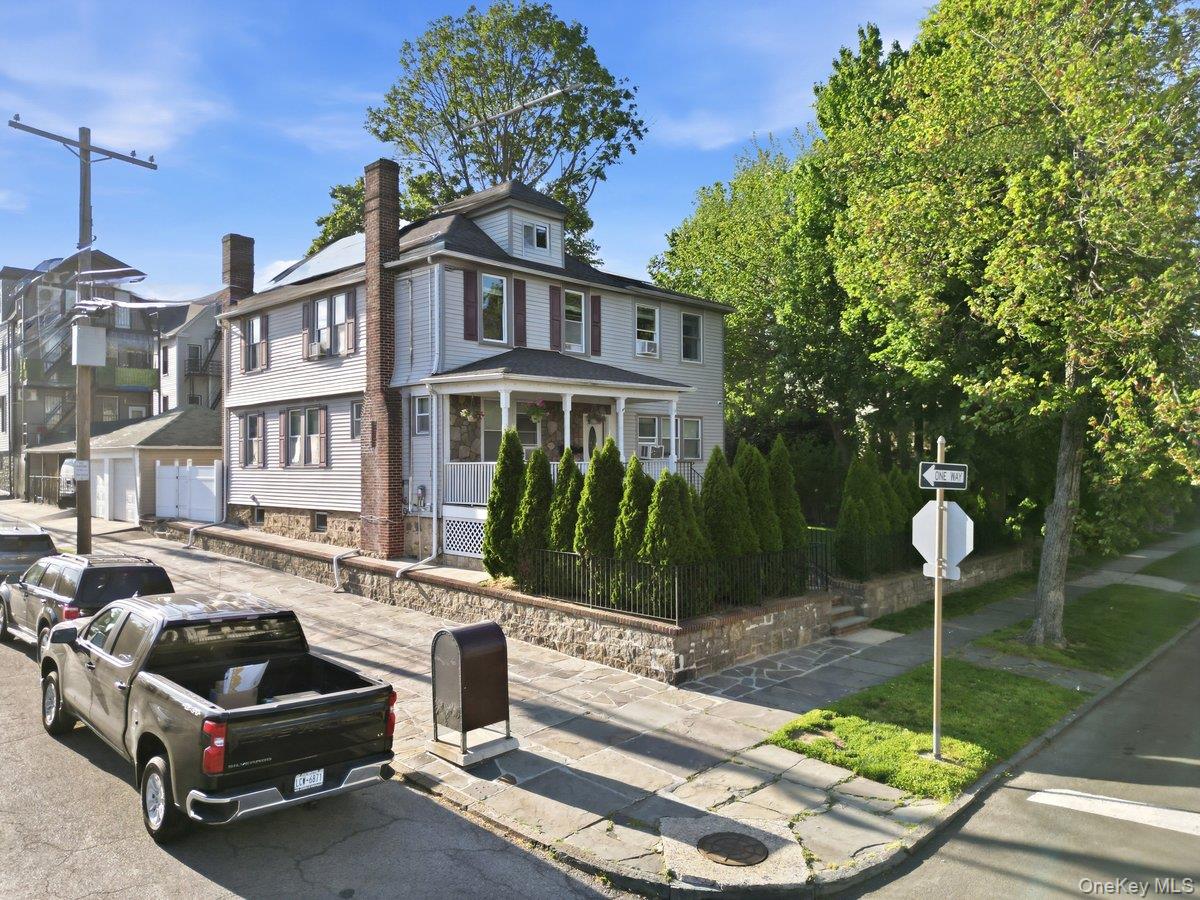 47 Glover Avenue Property Photo 2