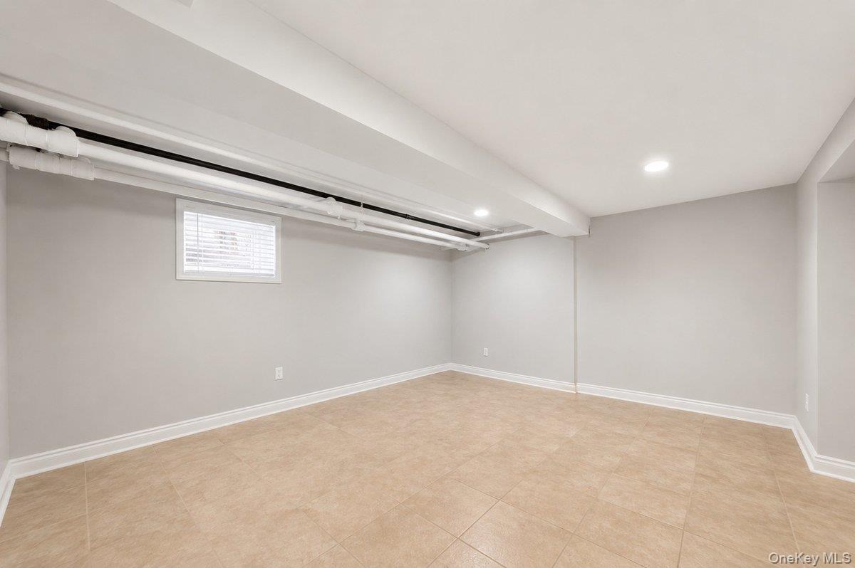 47 Glover Avenue Property Photo 28