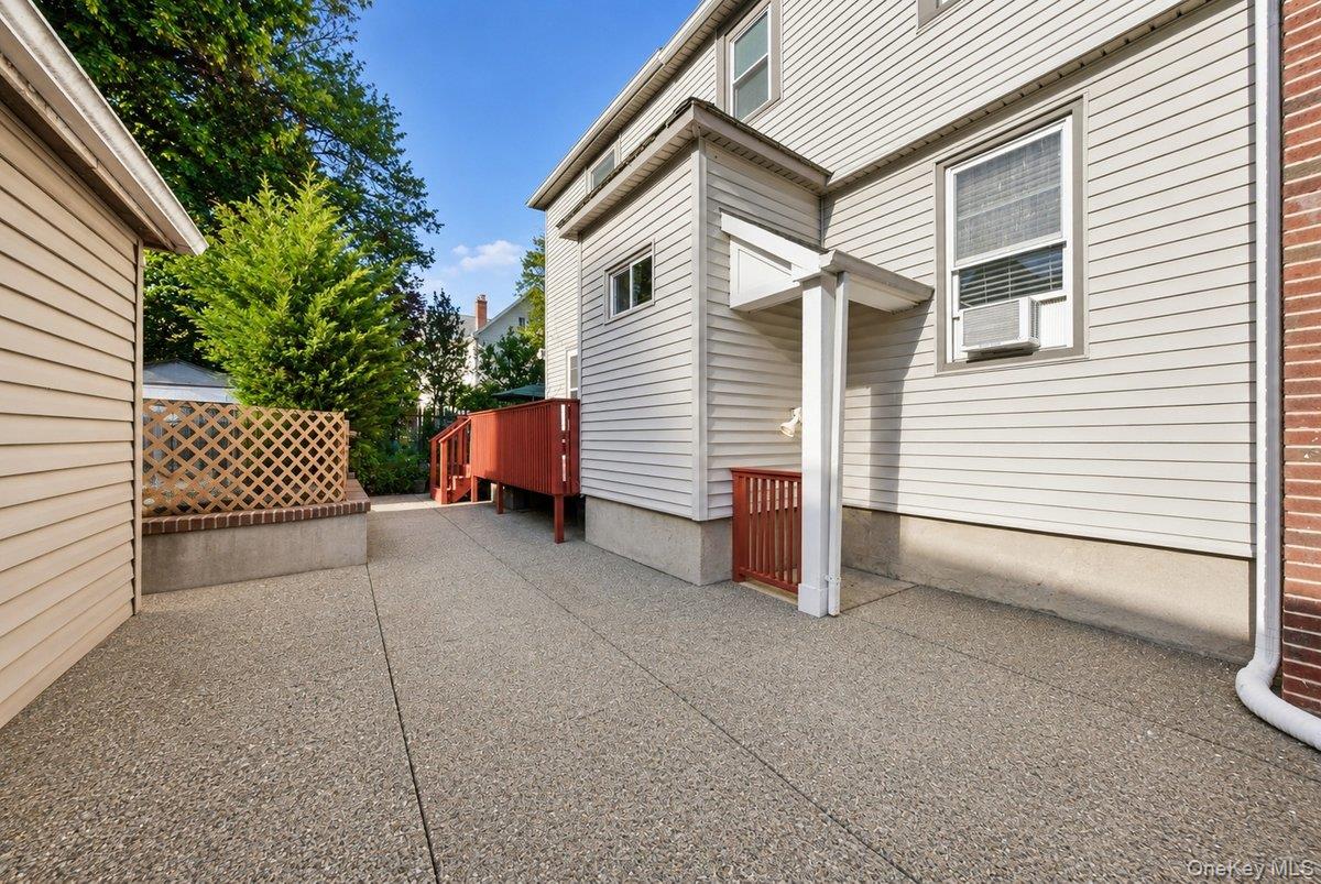 47 Glover Avenue Property Photo 31