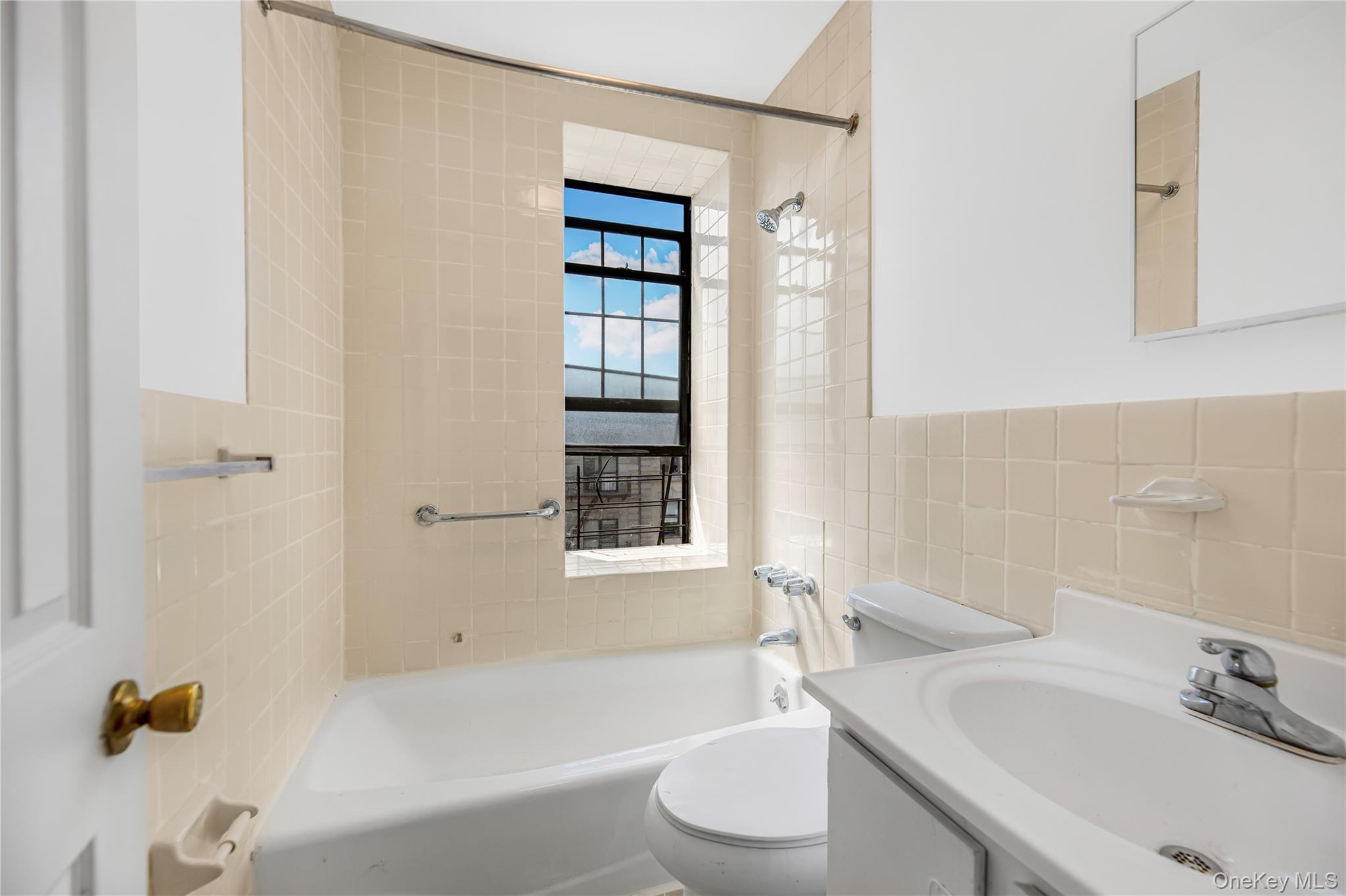 29 Convent Avenue 21 Property Photo 12