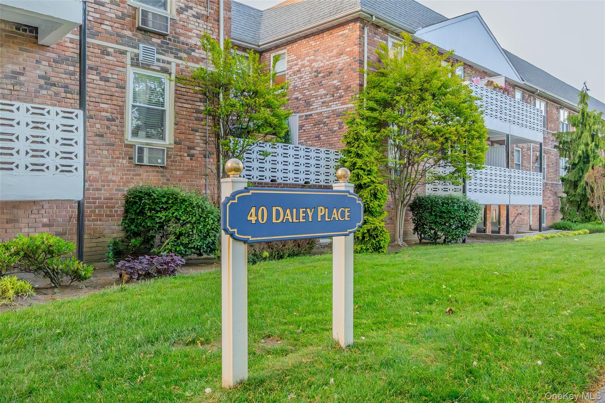 40 Daley Place 104 Property Photo 4