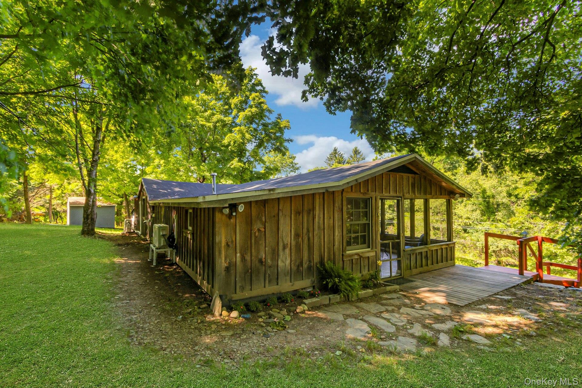 6 Woods Road Property Photo 3