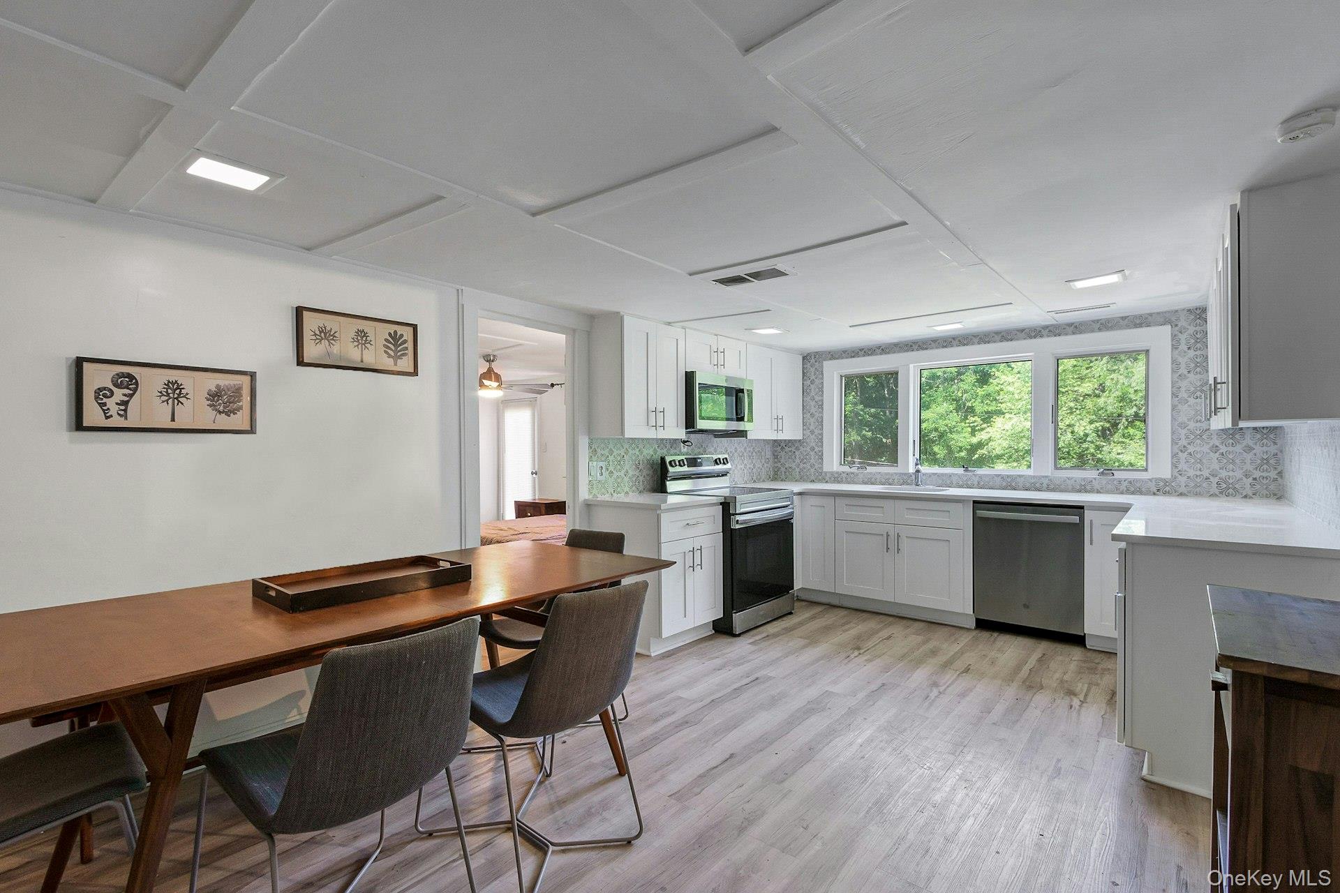 6 Woods Road Property Photo 7