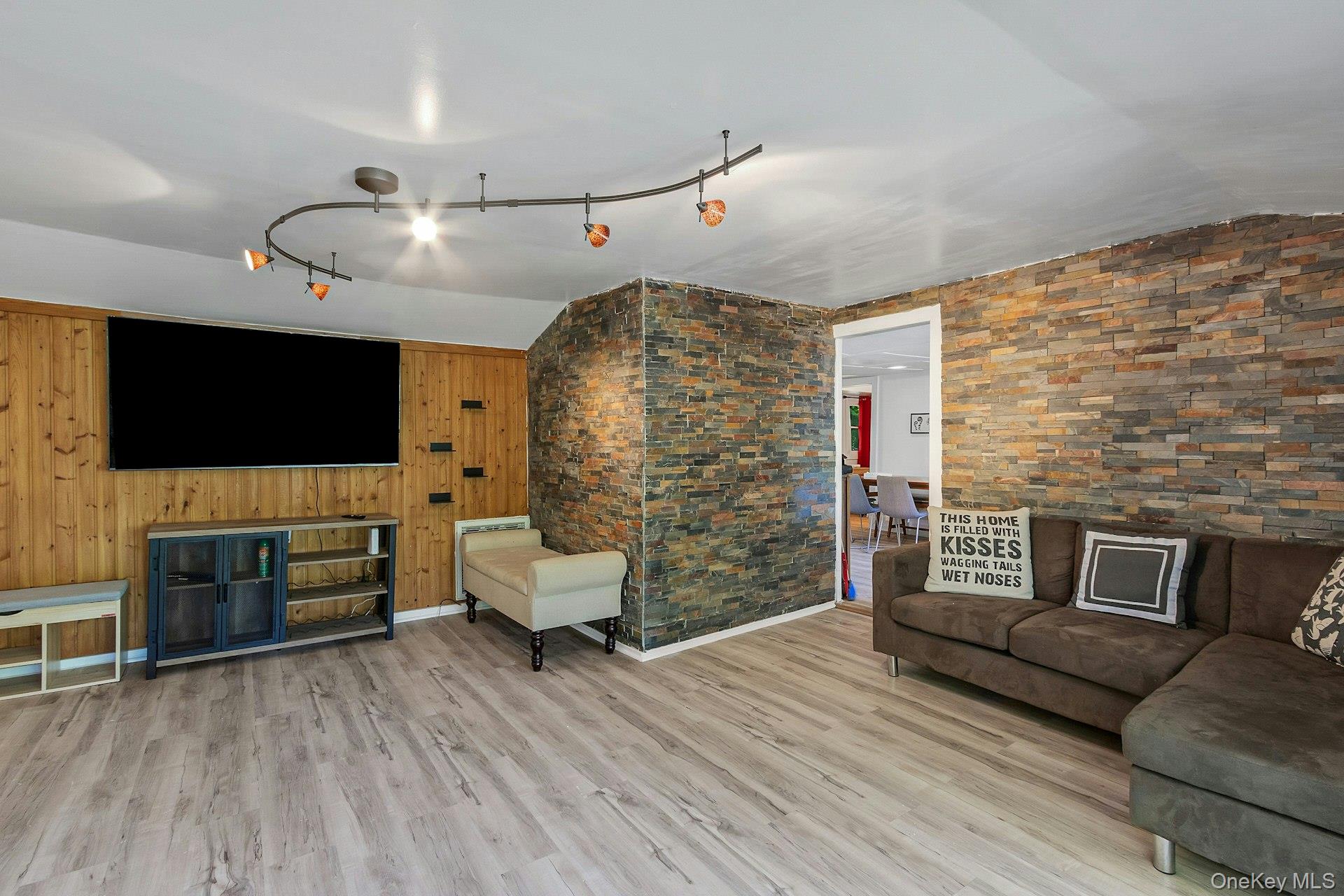 6 Woods Road Property Photo 10