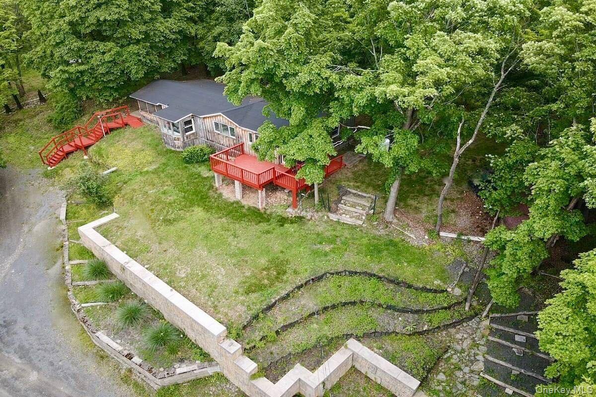 6 Woods Road Property Photo 32