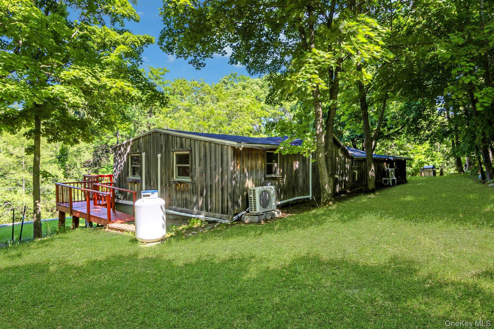 6 Woods Road Property Photo 39