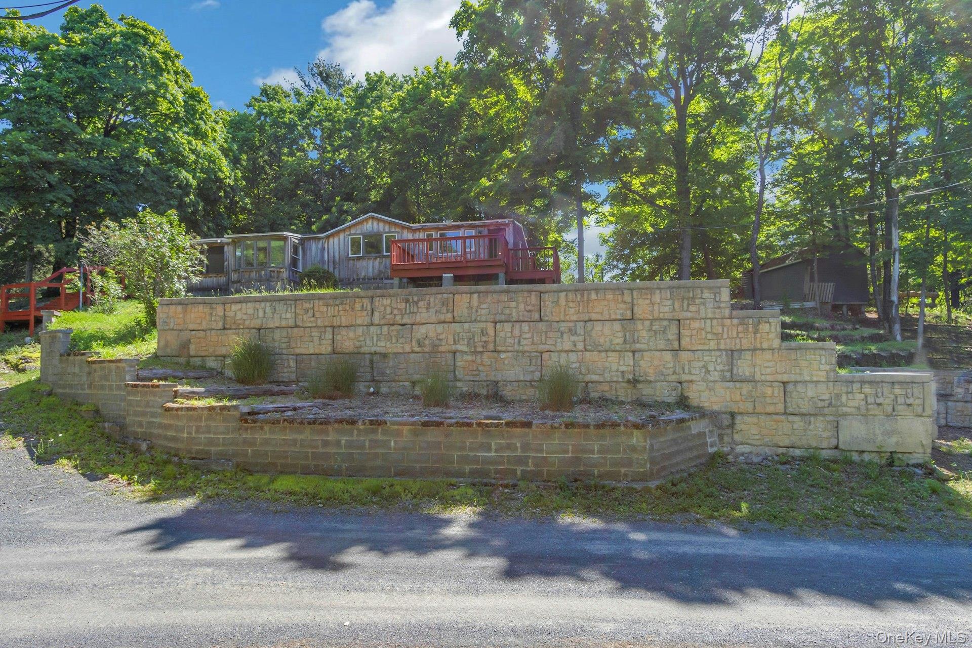 6 Woods Road Property Photo 40