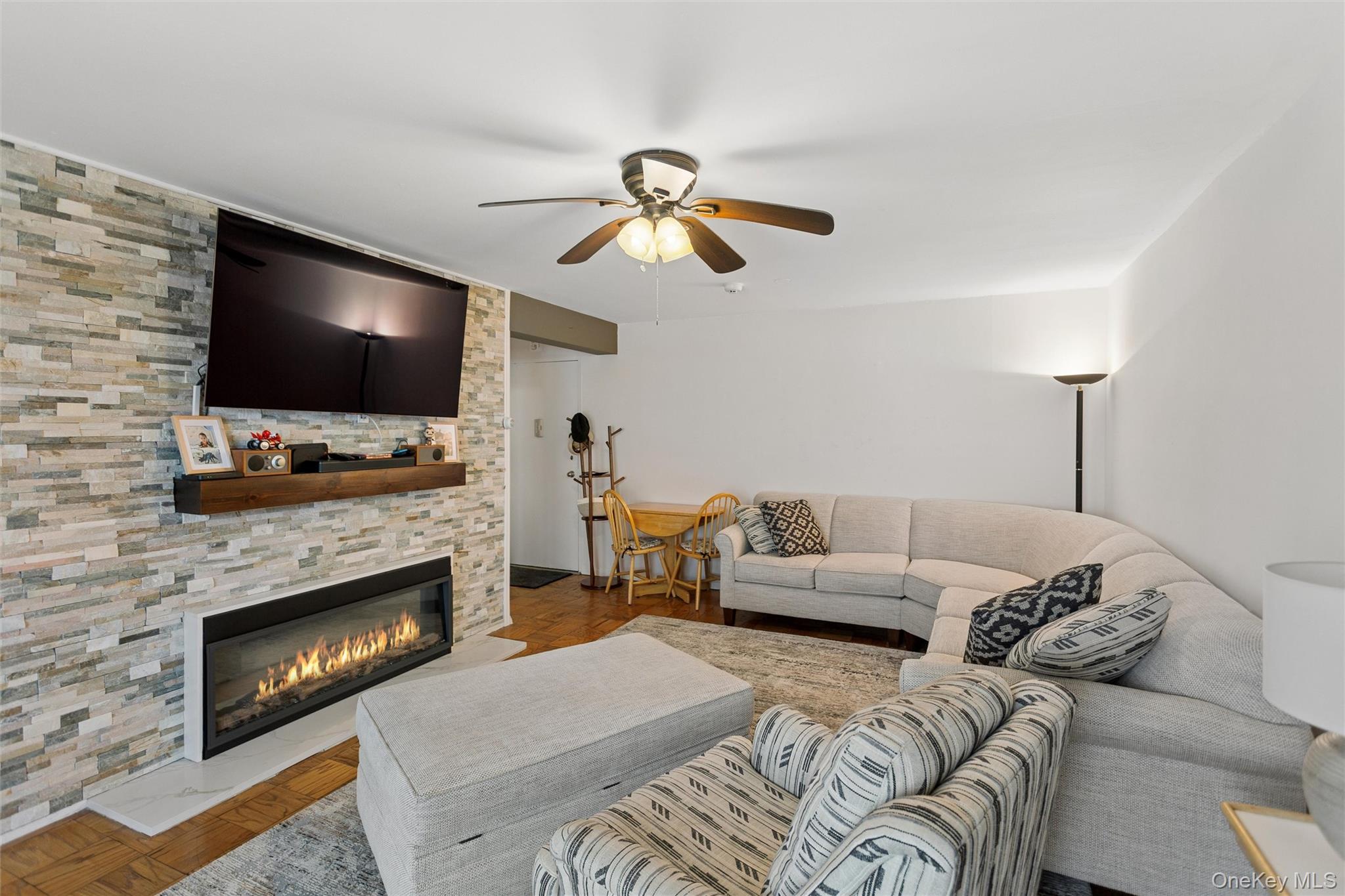 420 Shore Road 5e Property Photo 5