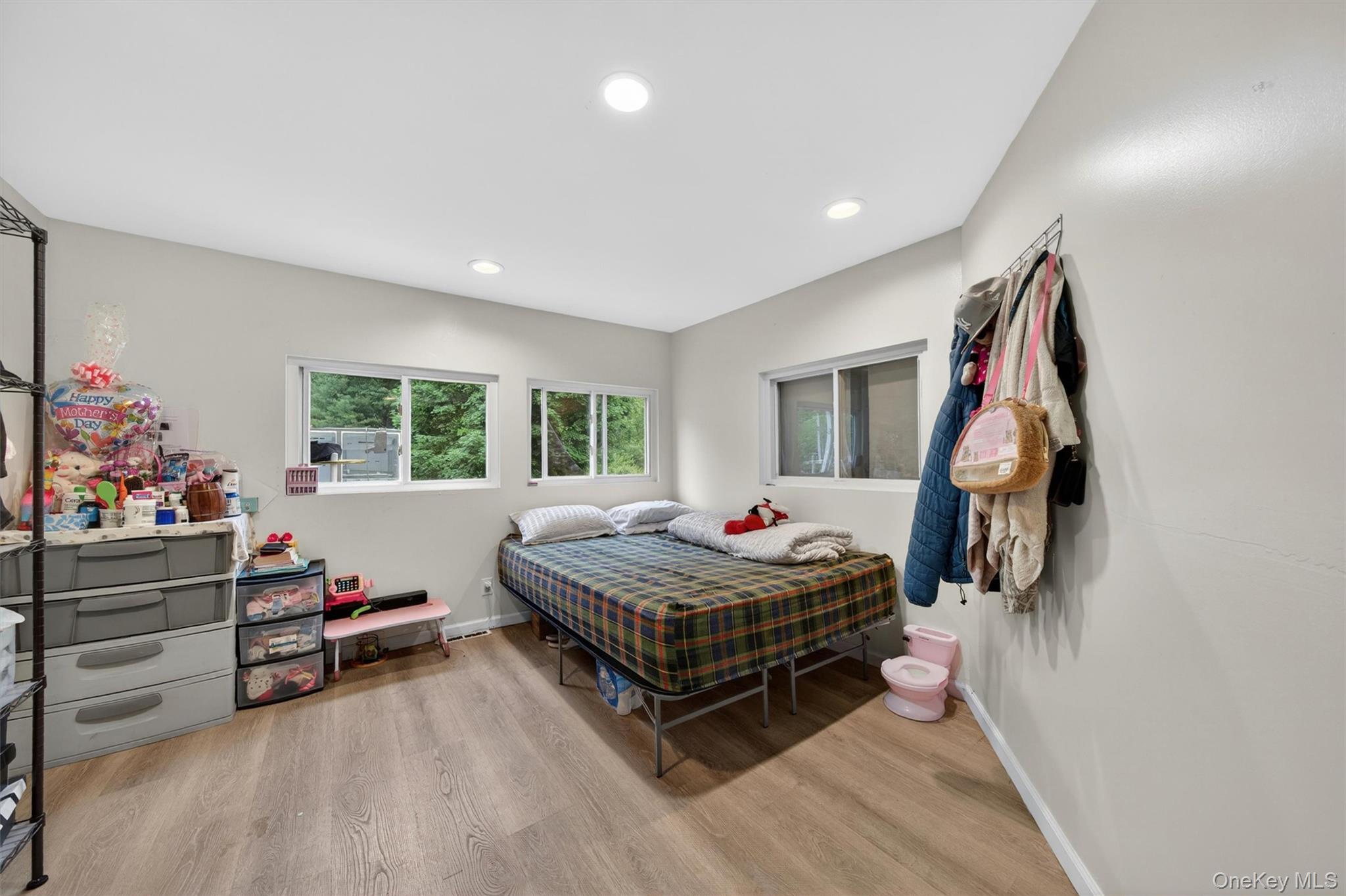 21 Dolson Avenue Property Photo 11