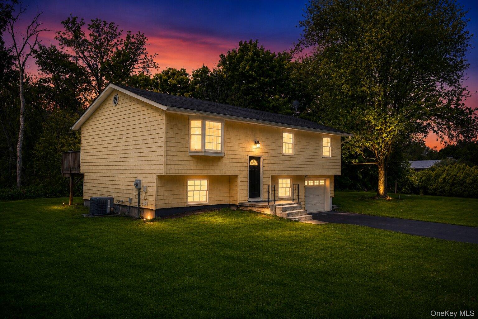 15 Colonial Avenue Property Photo 1