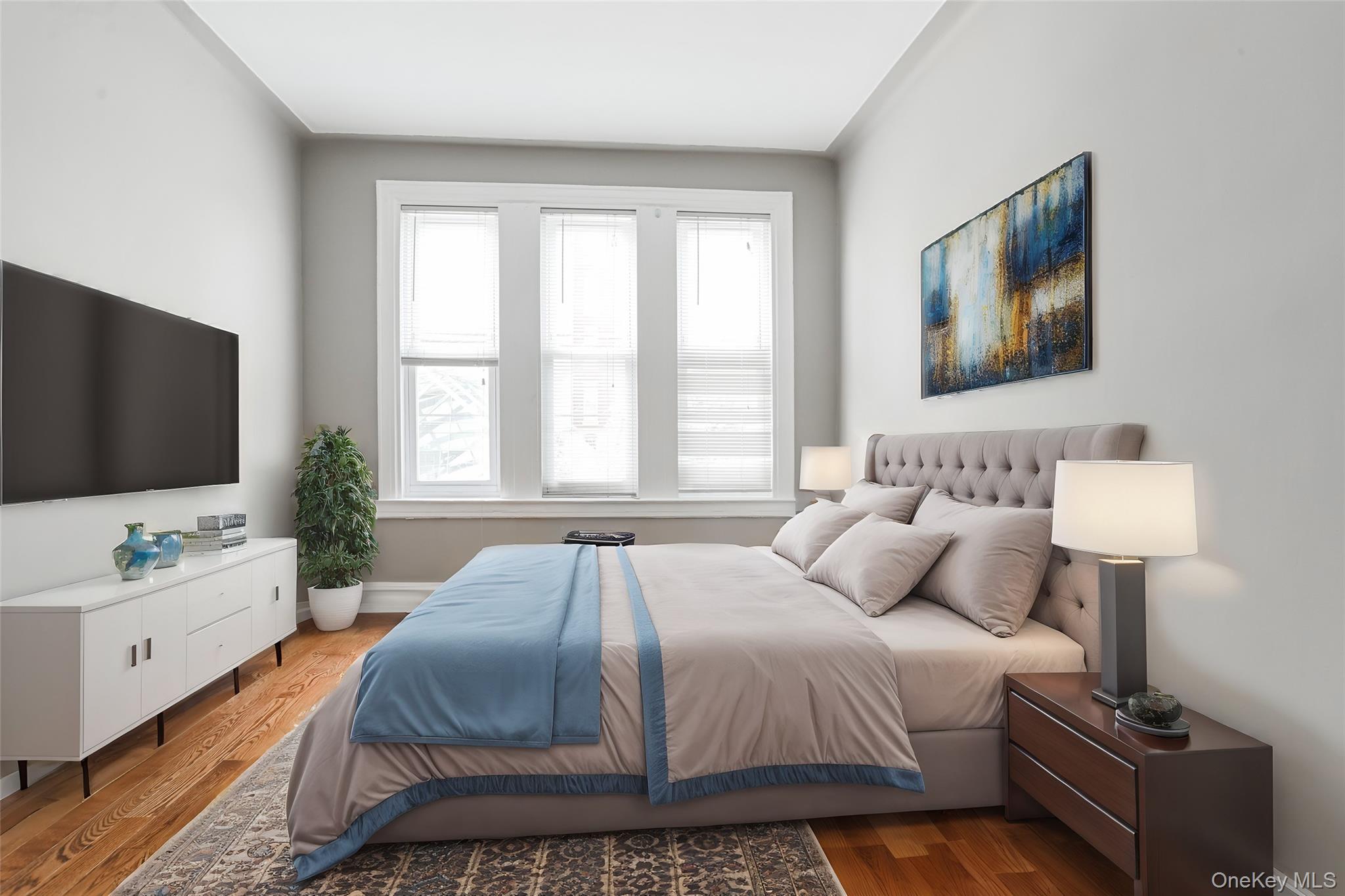 4507 Ditmars Boulevard Property Photo 3