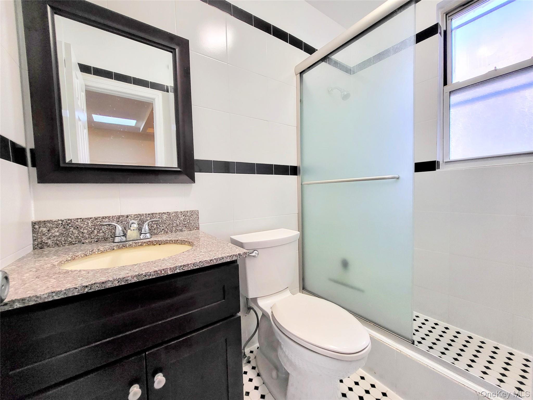 4507 Ditmars Boulevard Property Photo 11