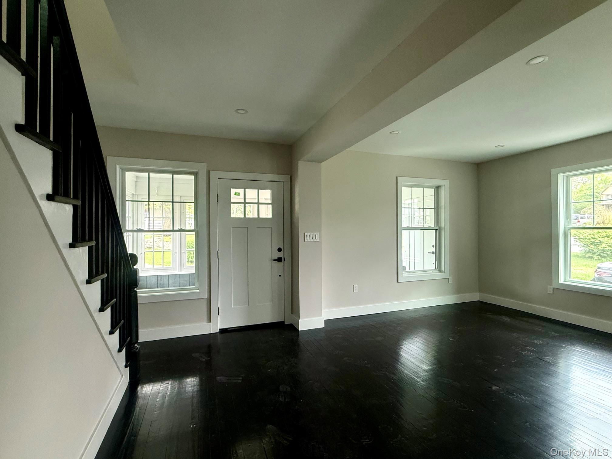 7 Frost Lane Property Photo 5