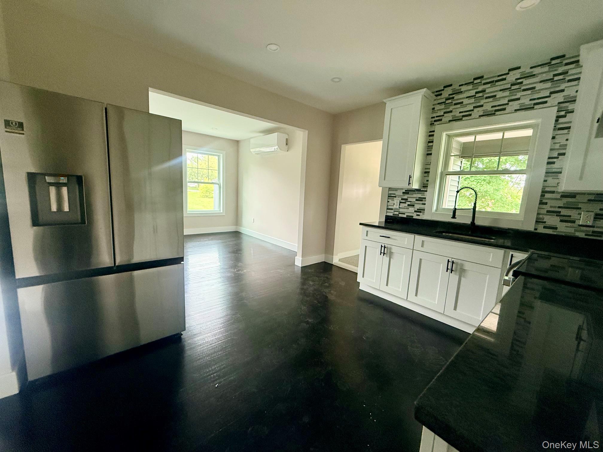 7 Frost Lane Property Photo 14