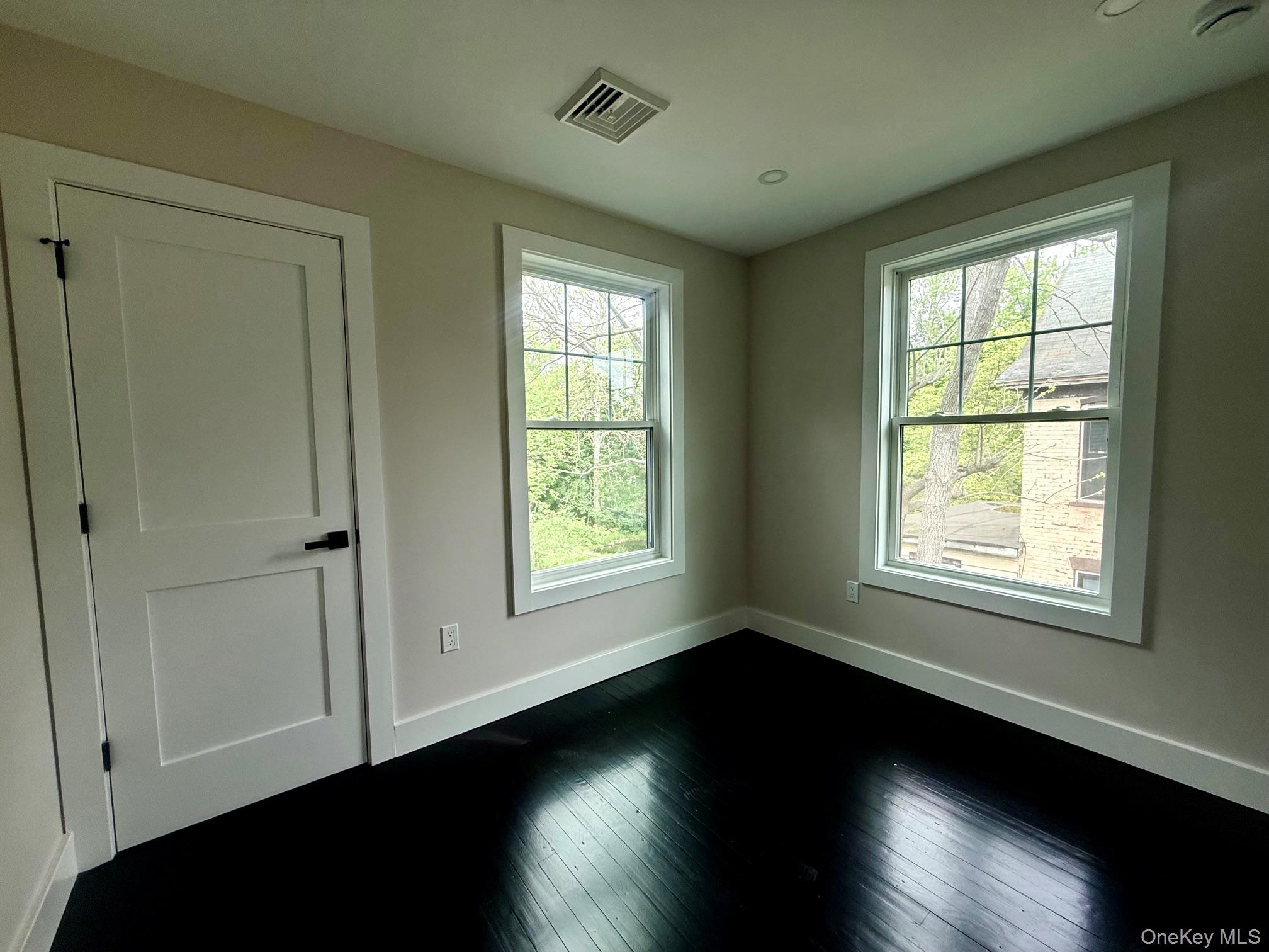 7 Frost Lane Property Photo 17