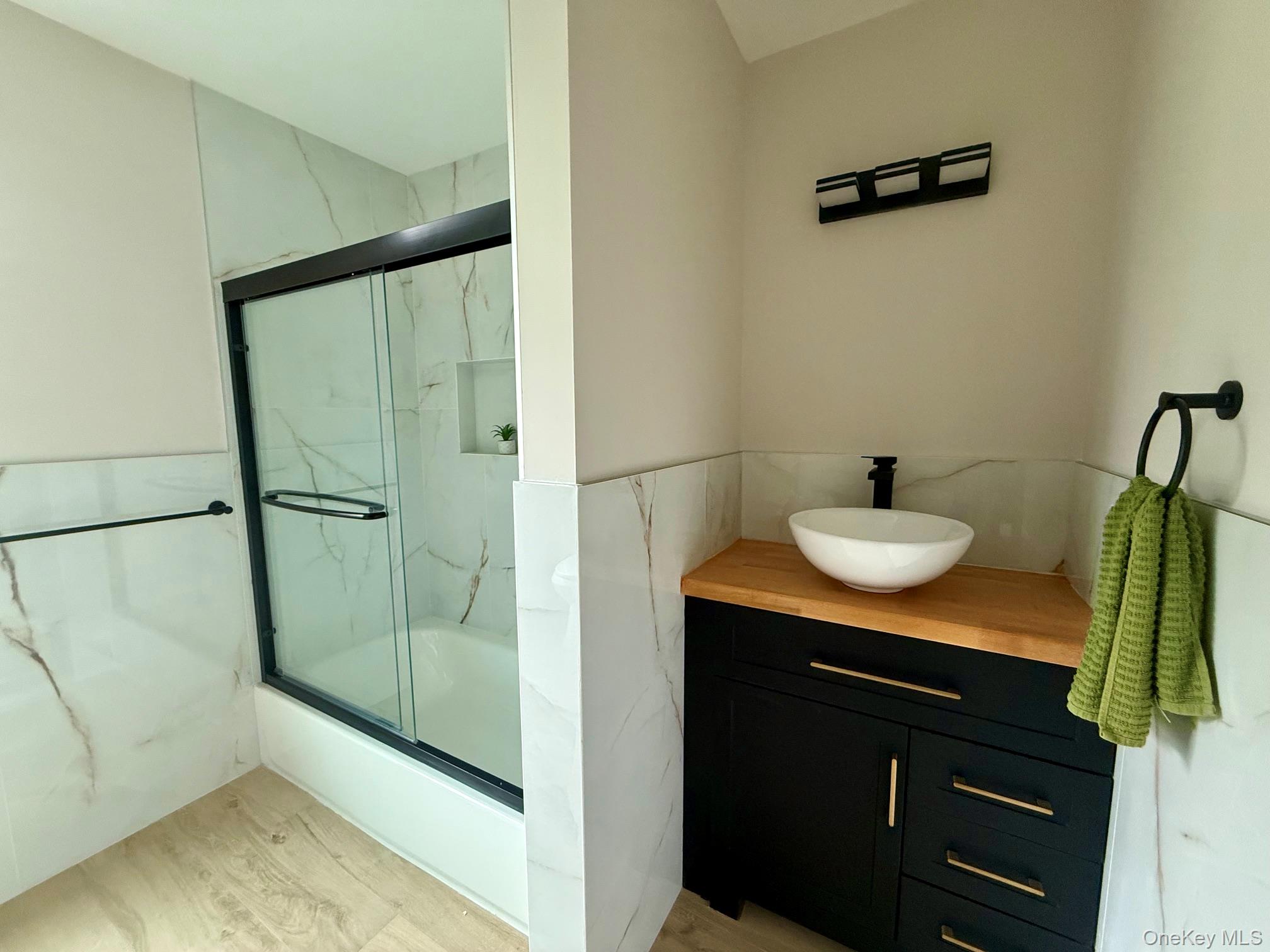 7 Frost Lane Property Photo 20