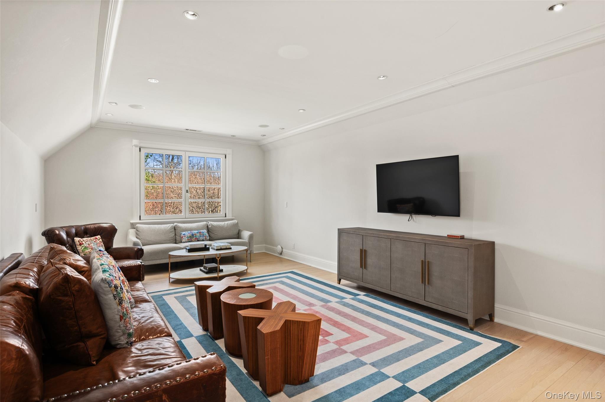 9 Terrace Circle Property Photo 20