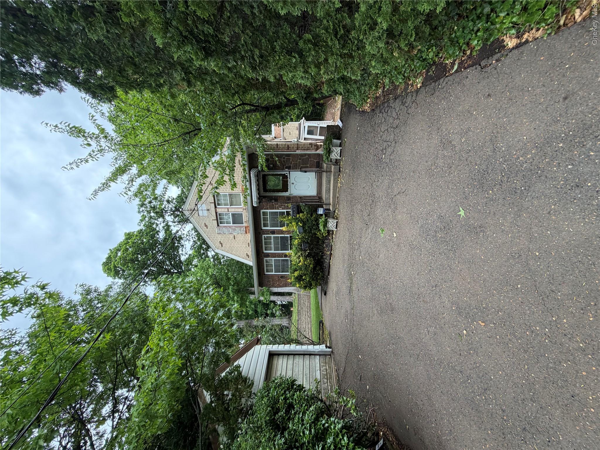 81 Hillside Terrace Property Photo 2
