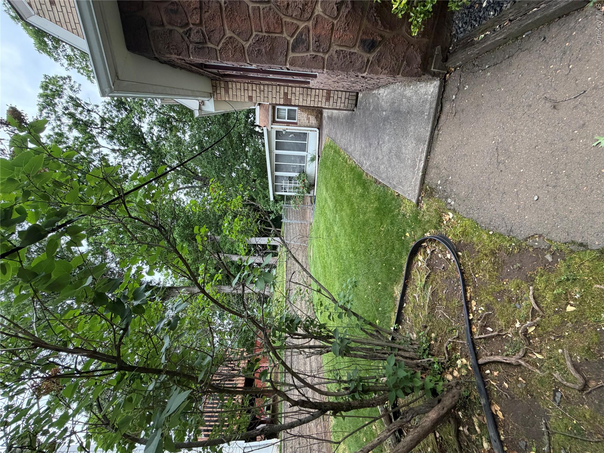 81 Hillside Terrace Property Photo 3