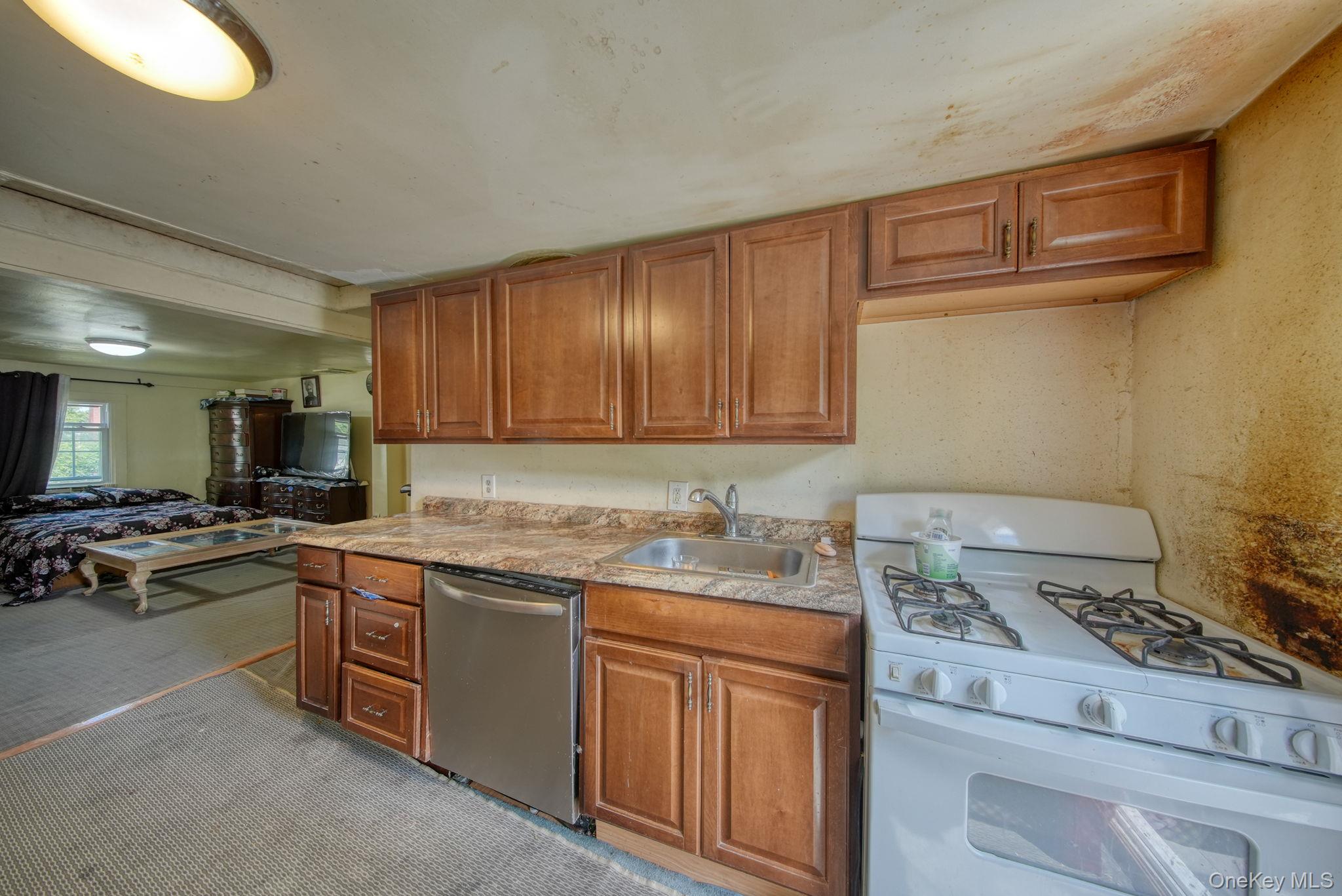 37 Monhagen Avenue Property Photo 13