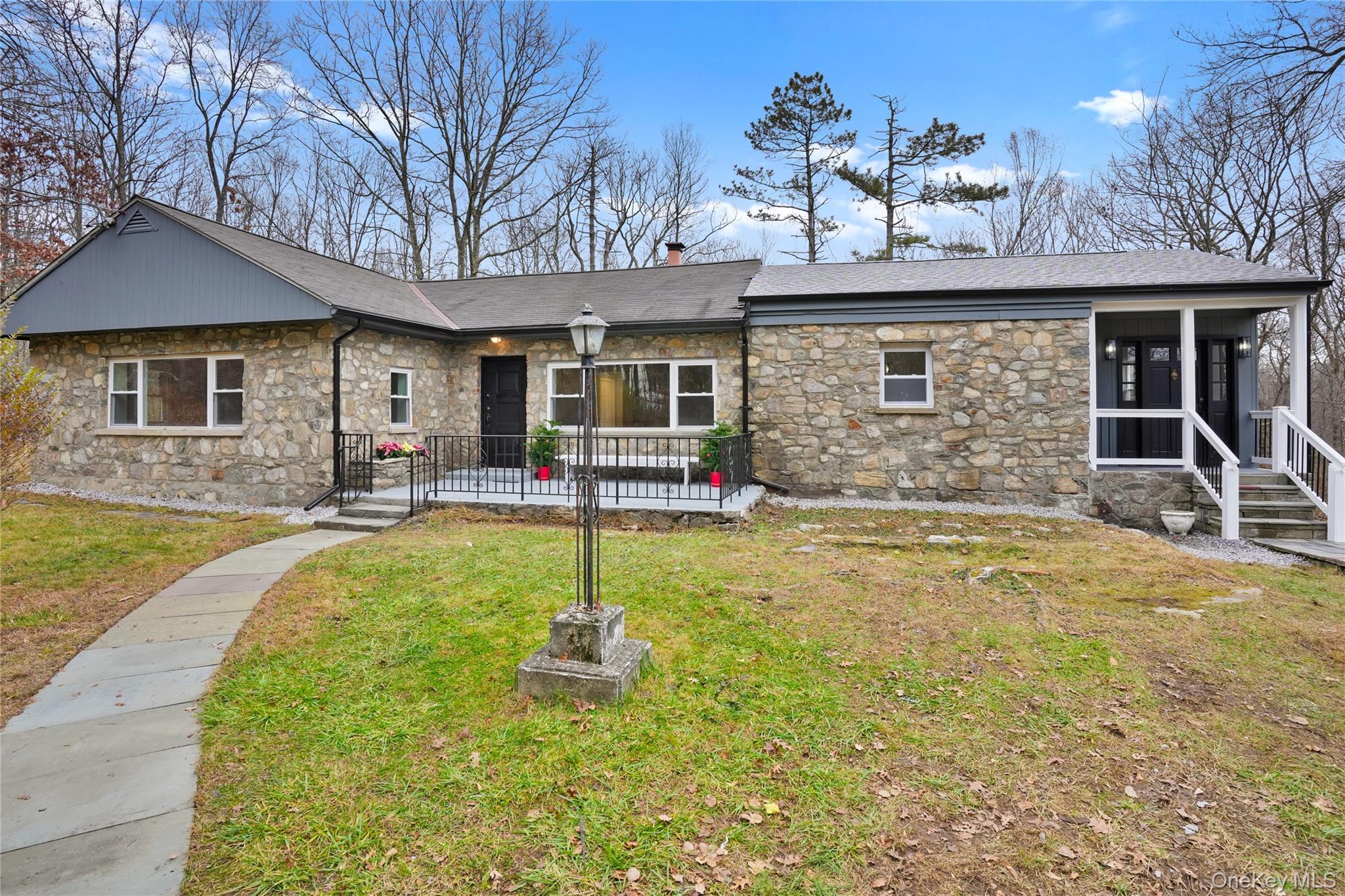 517 E Mountain Road 515-517 Property Photo 29