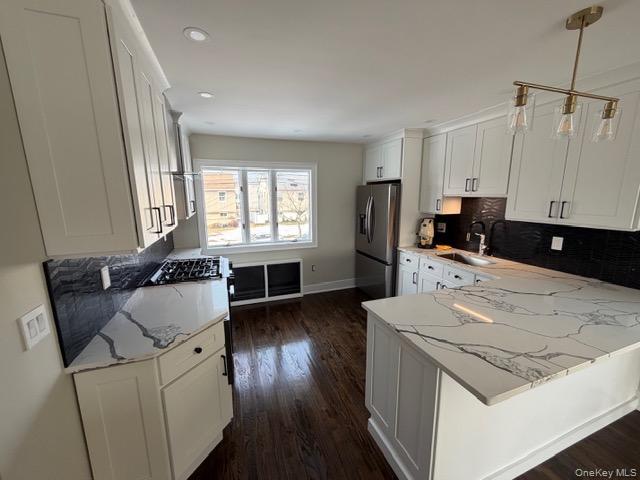 62 E 1st Street Property Photo 3