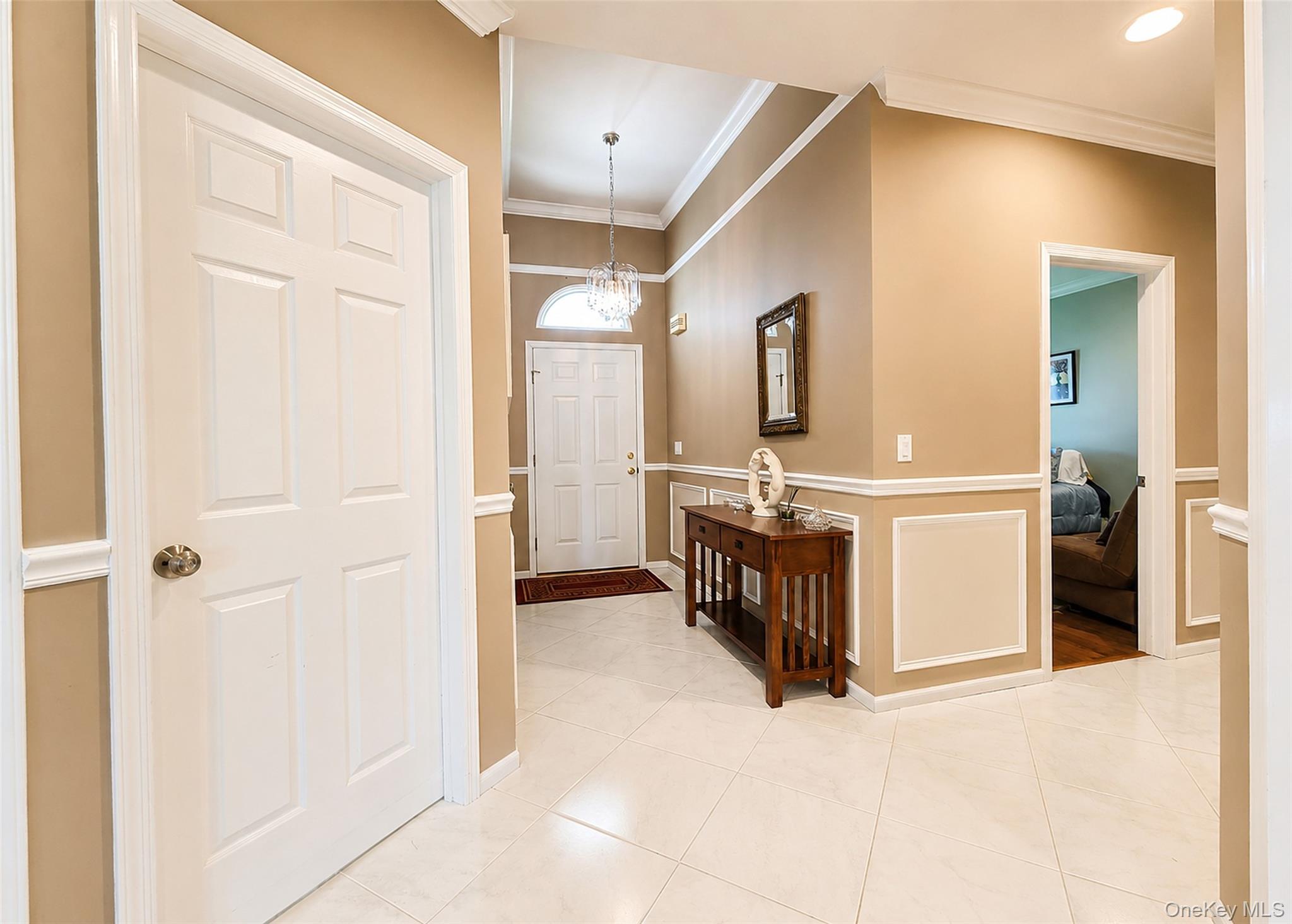 12 Laurel Lane Property Photo 3