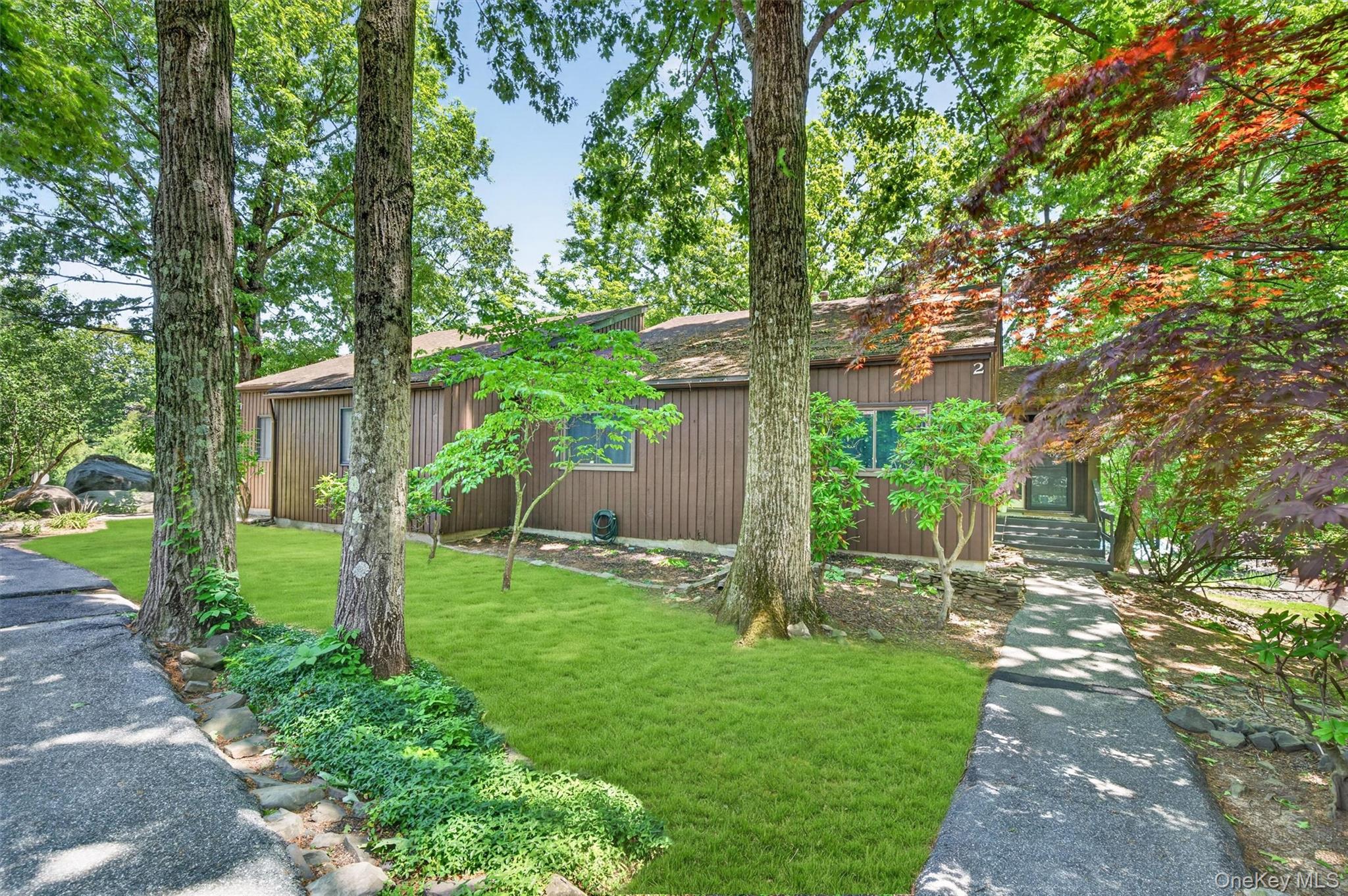 2 Acorn Court Property Photo 1